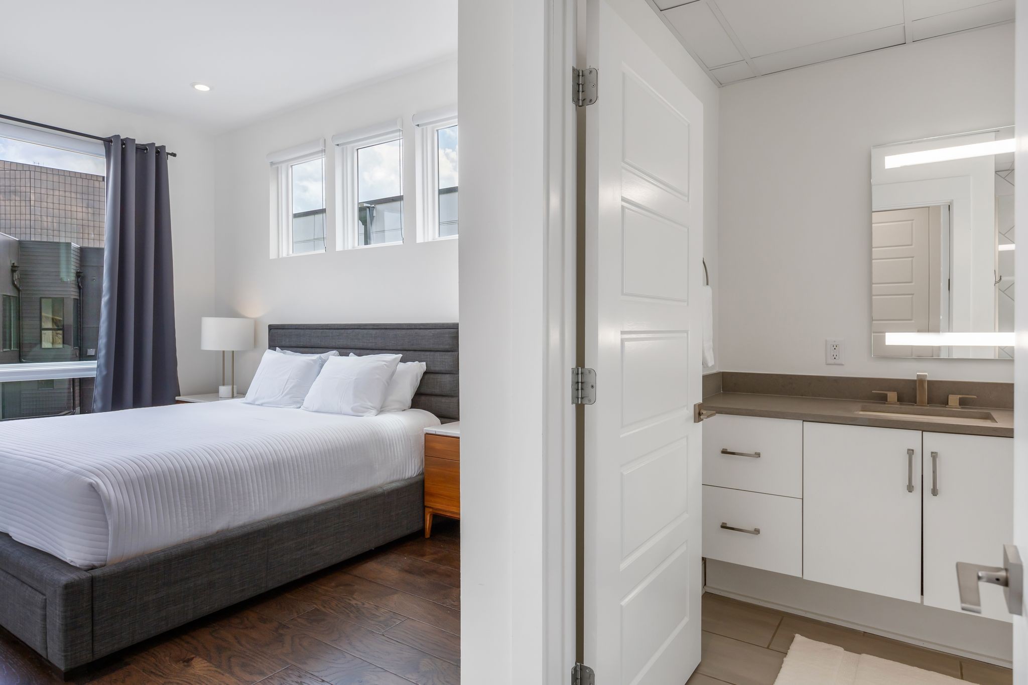 3131 Long Blvd Unit: 301