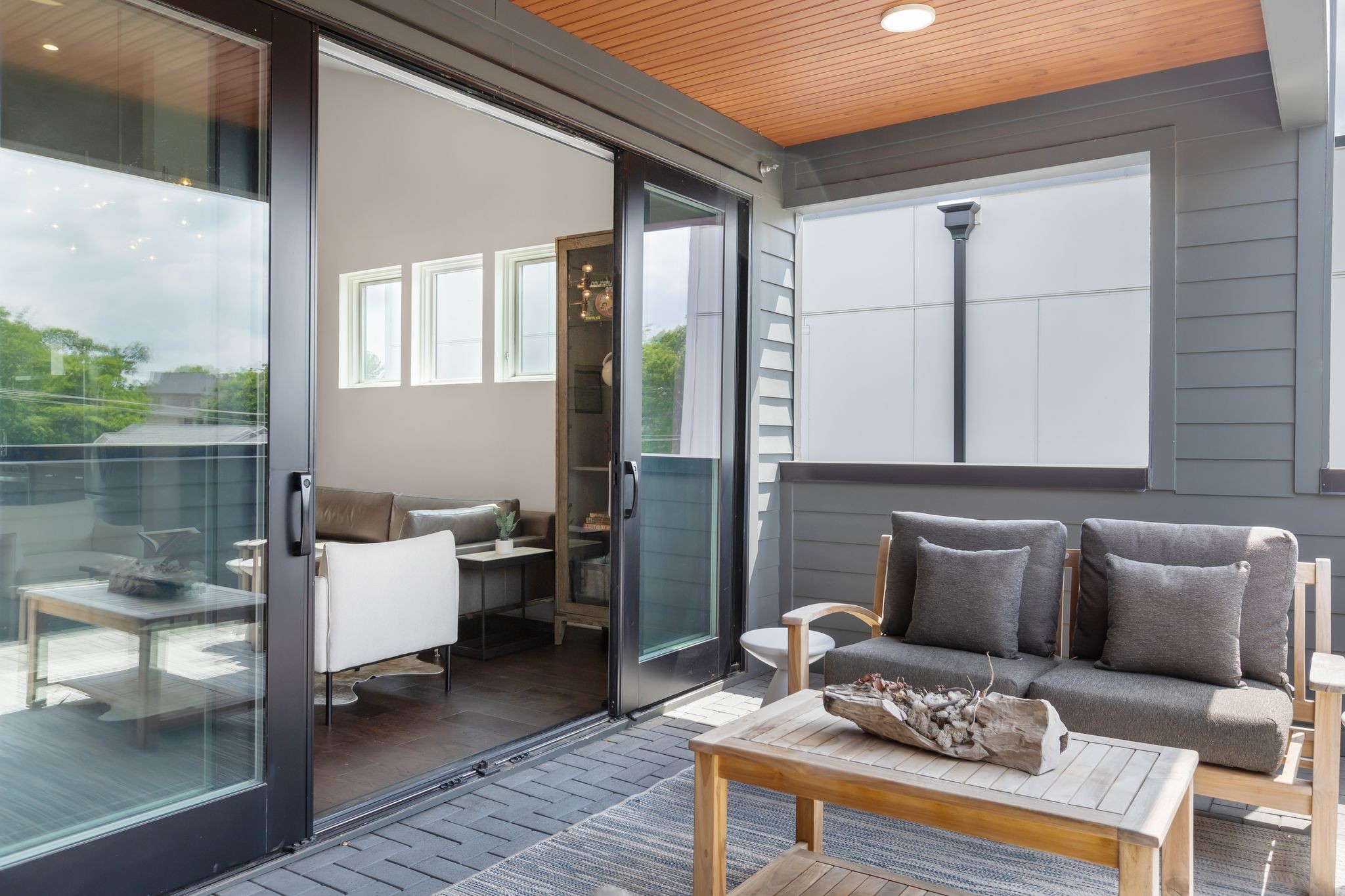 3131 Long Blvd Unit: 301