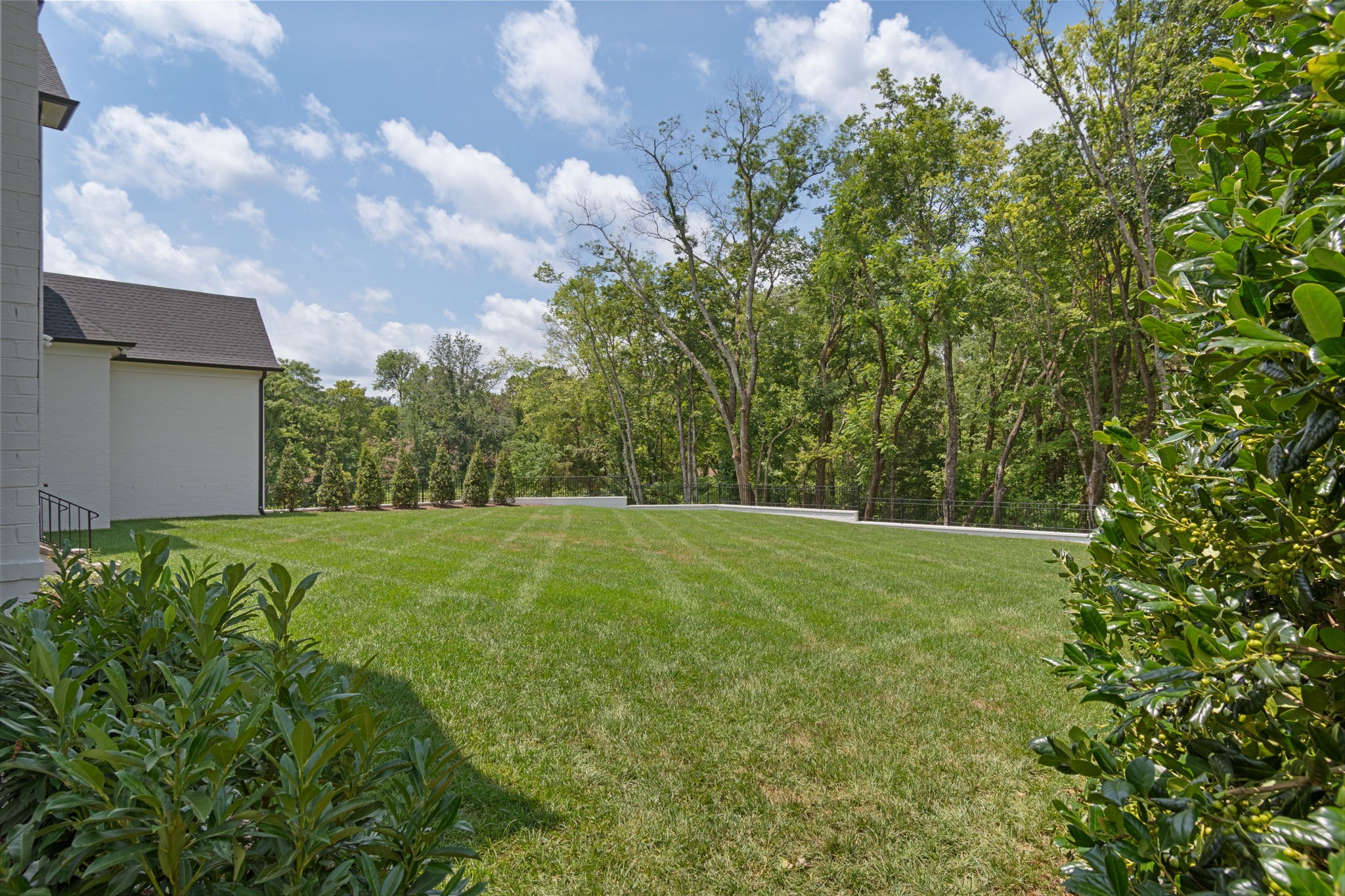 1669 Heartwood Ln