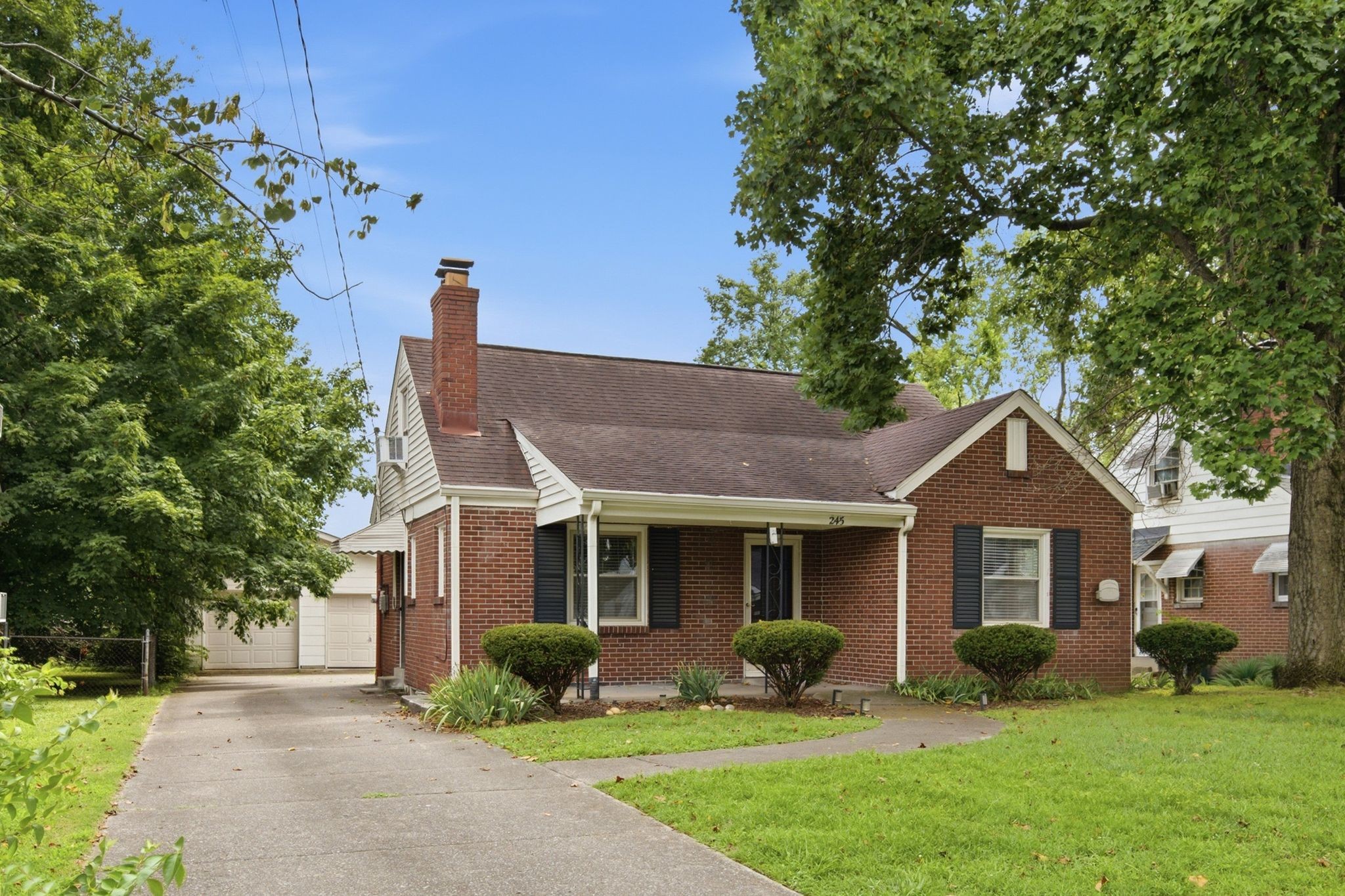 245 Thuss Ave