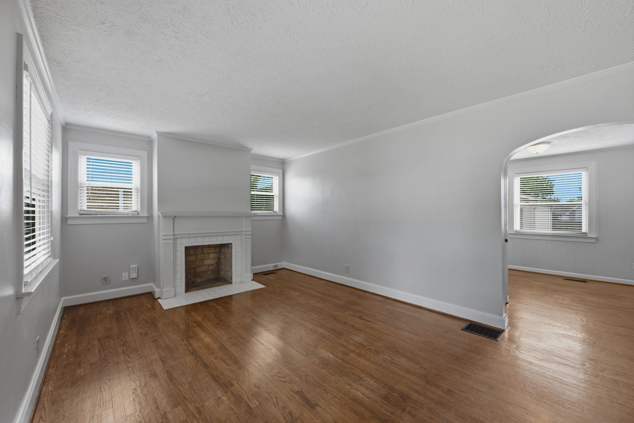 245 Thuss Ave