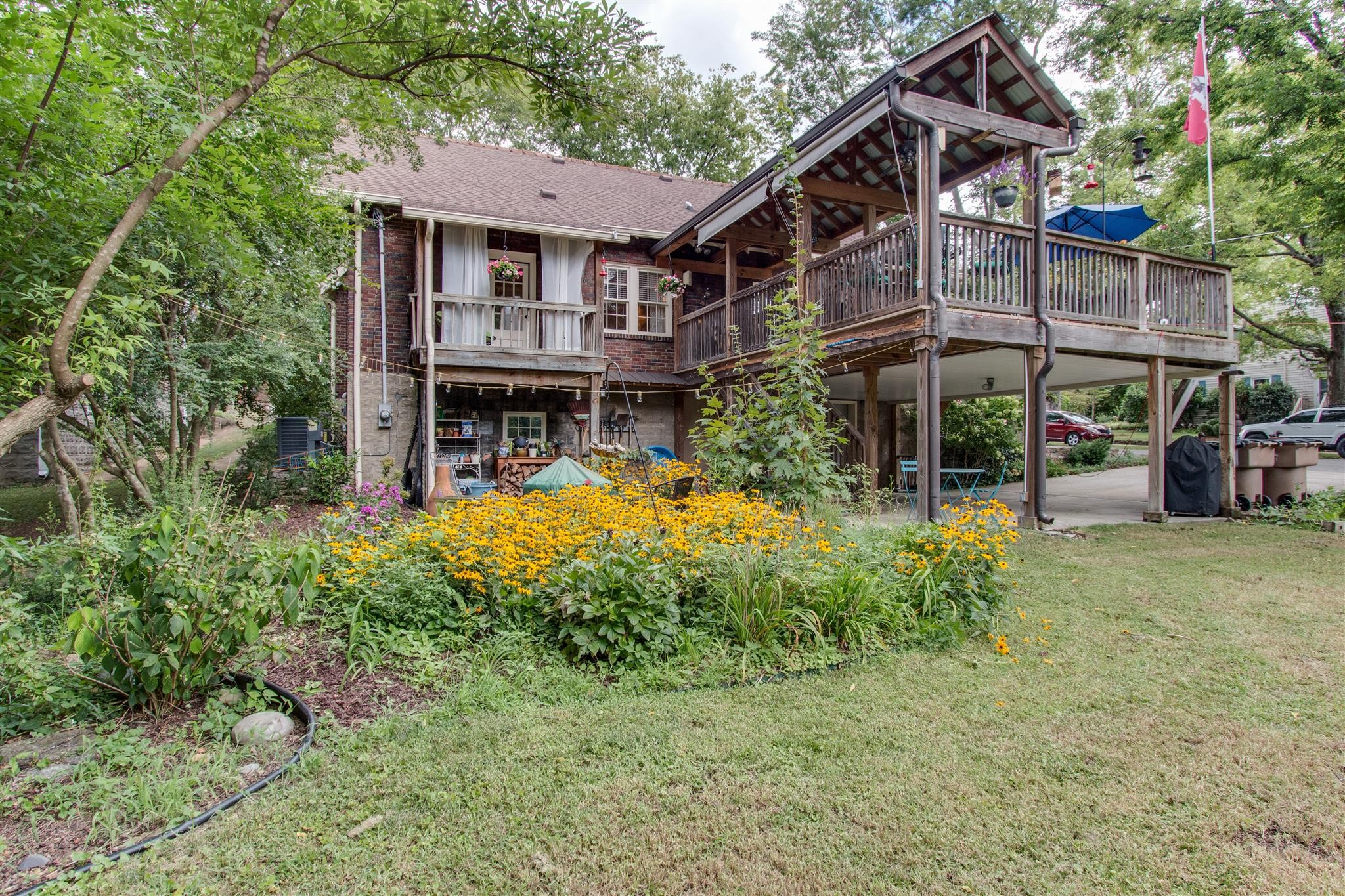 2901 Westmoreland Dr