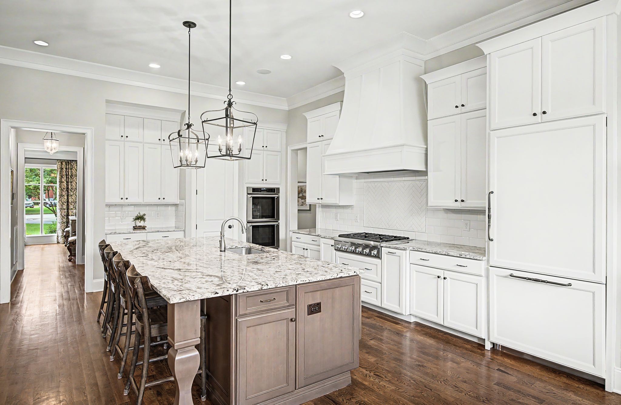 401 Belle Glen Ln