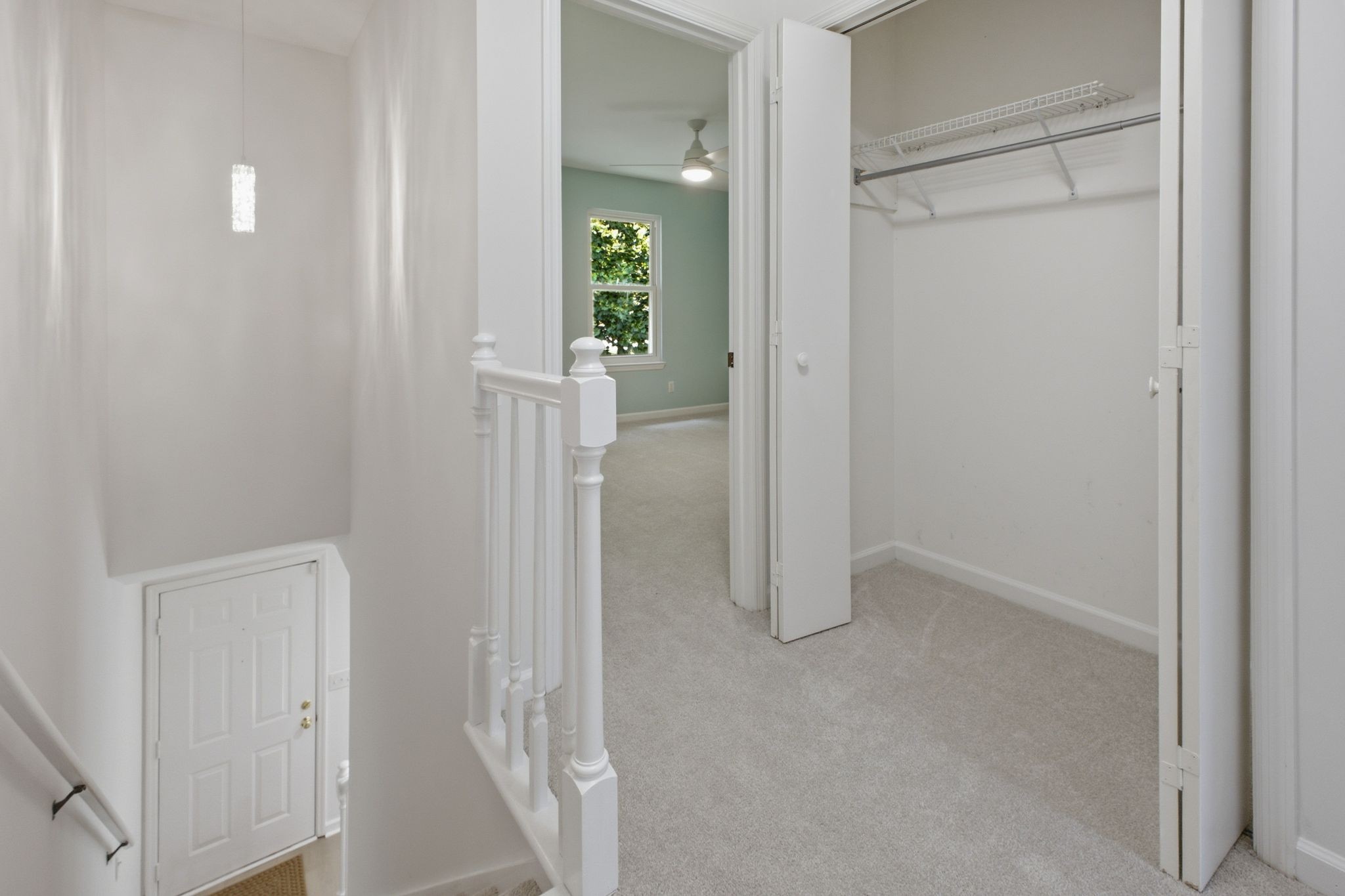 5520 Thalman Dr