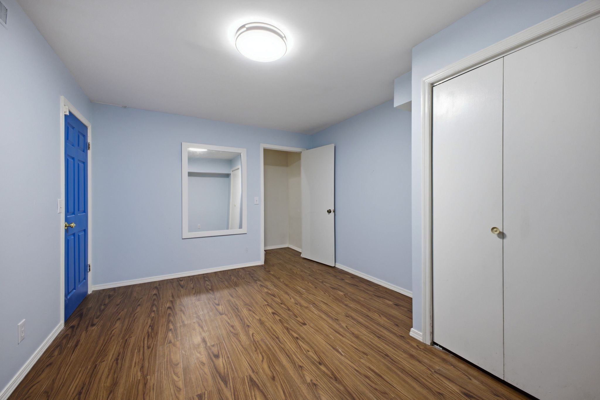5520 Thalman Dr