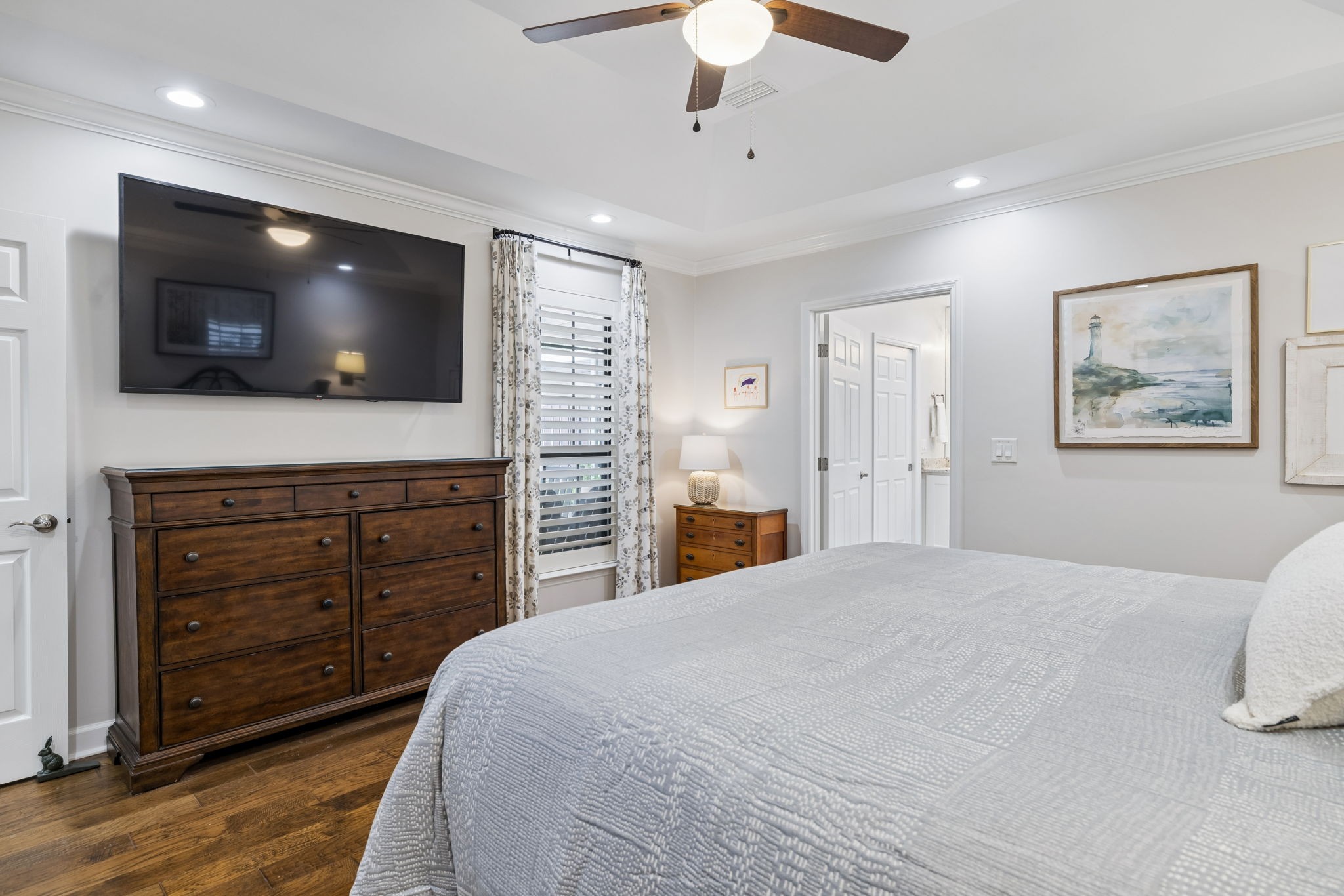 8091 Sunrise Cir