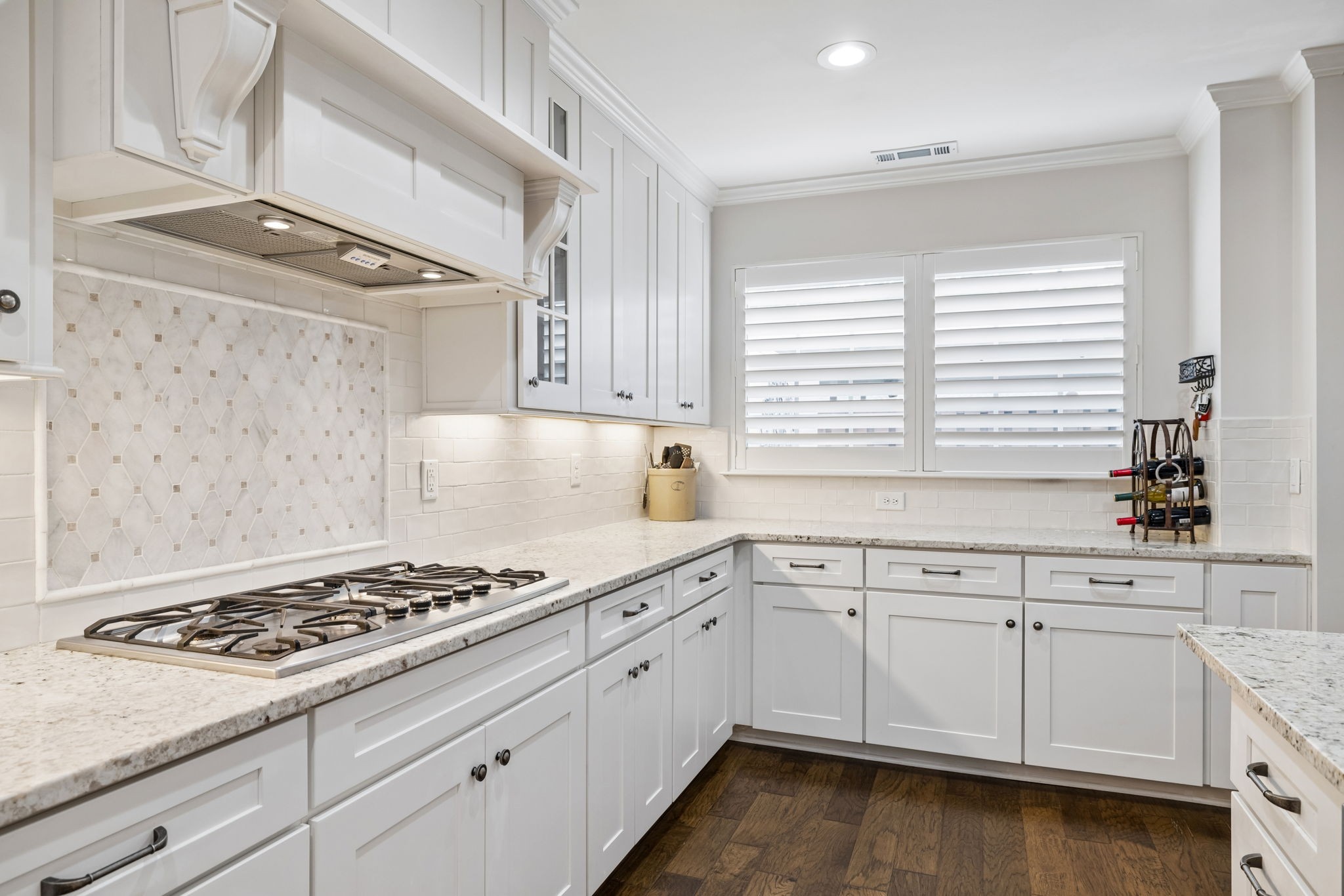 8091 Sunrise Cir