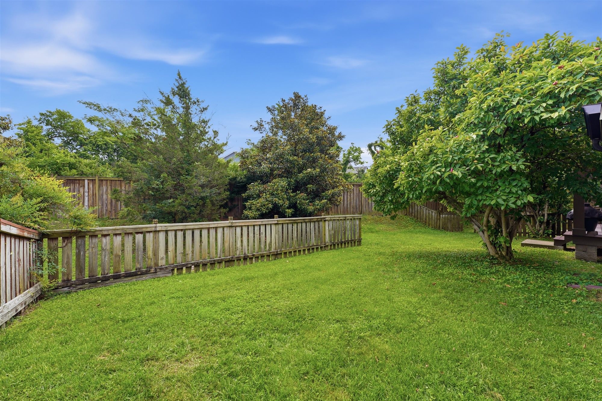 328 Sylvan Park Ln