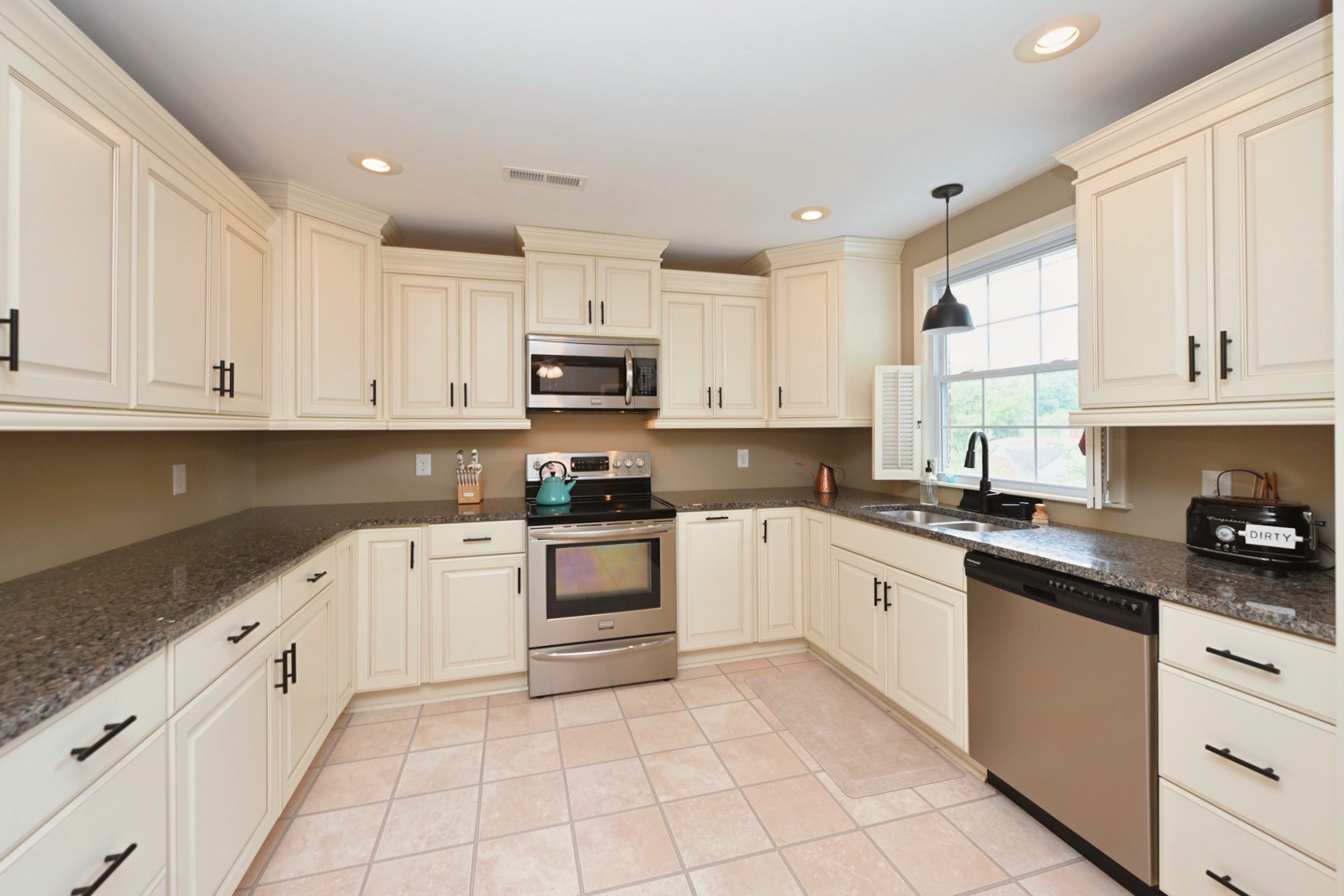 4807 Arden Dr