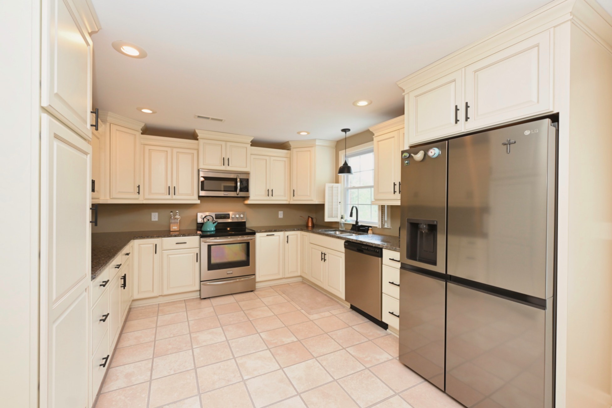4807 Arden Dr