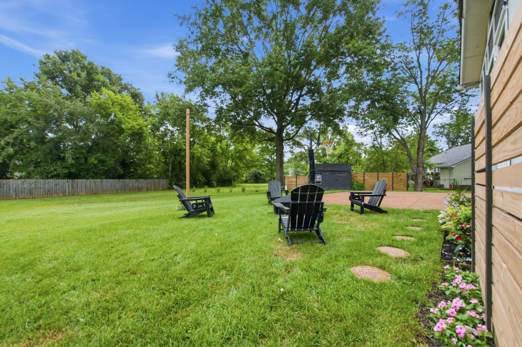 956 Harpeth Bend Dr