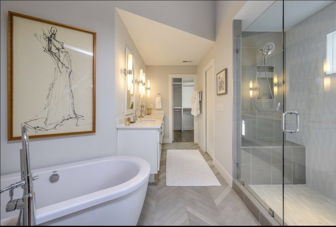 3118 Long Blvd Unit: 5
