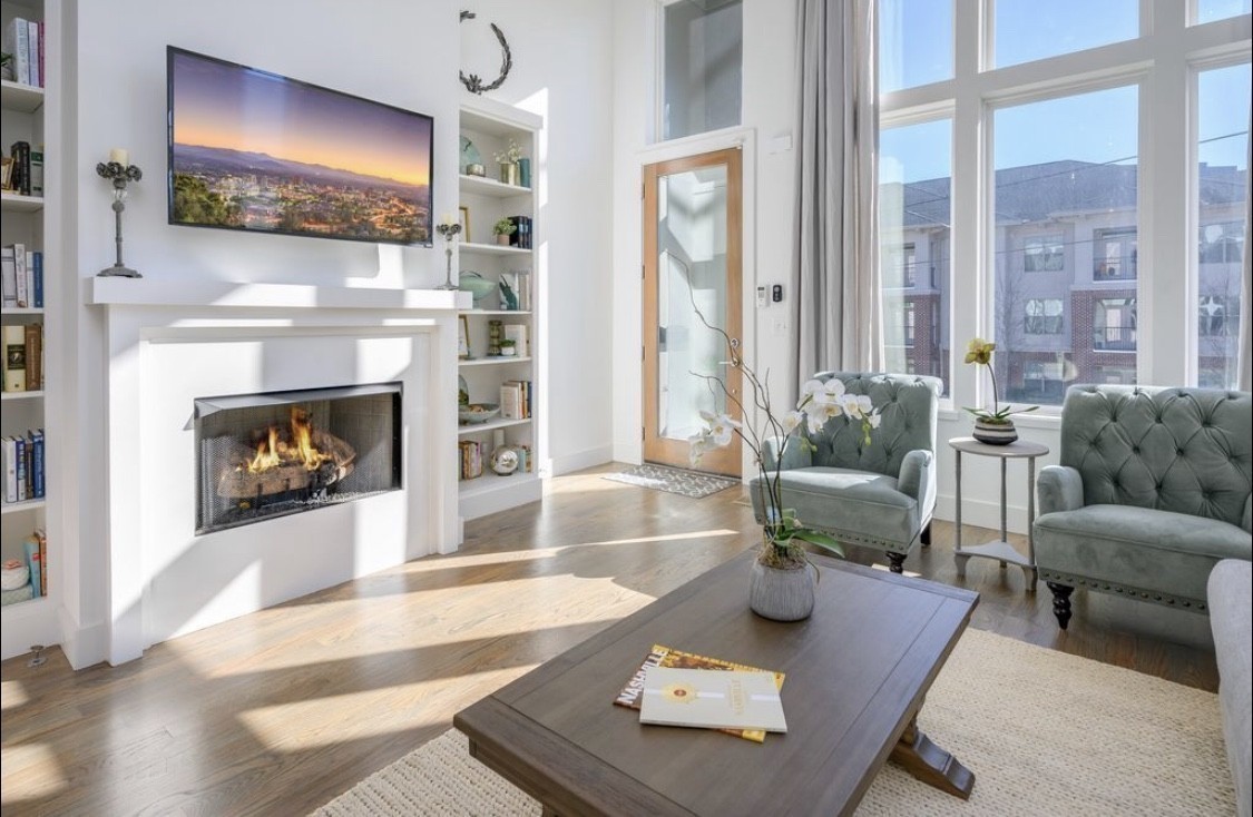 3118 Long Blvd Unit: 5