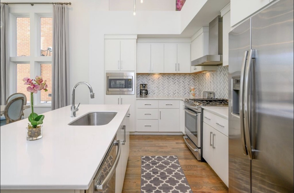 3118 Long Blvd Unit: 5