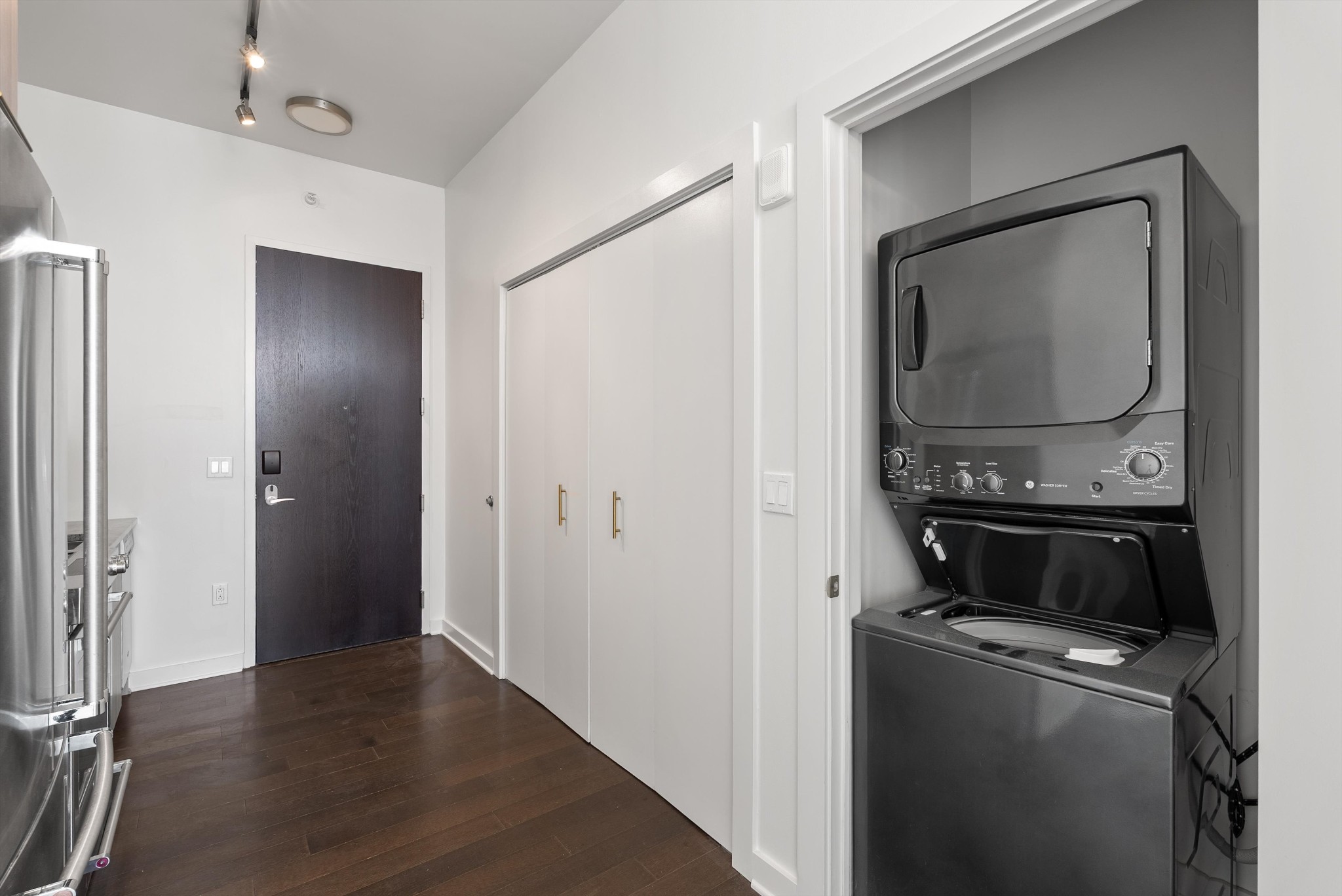 515 Church St Unit: 3311