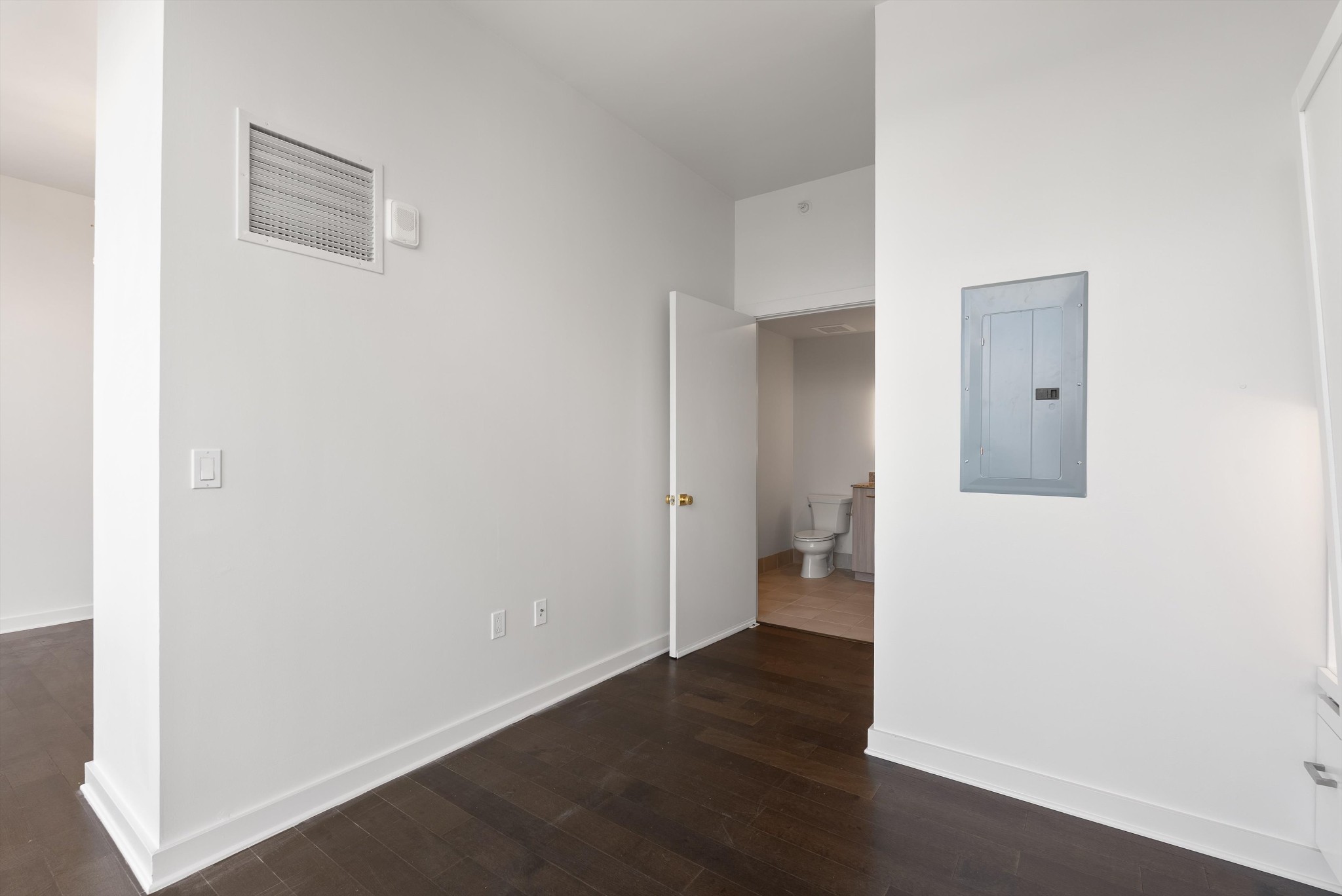 515 Church St Unit: 3311