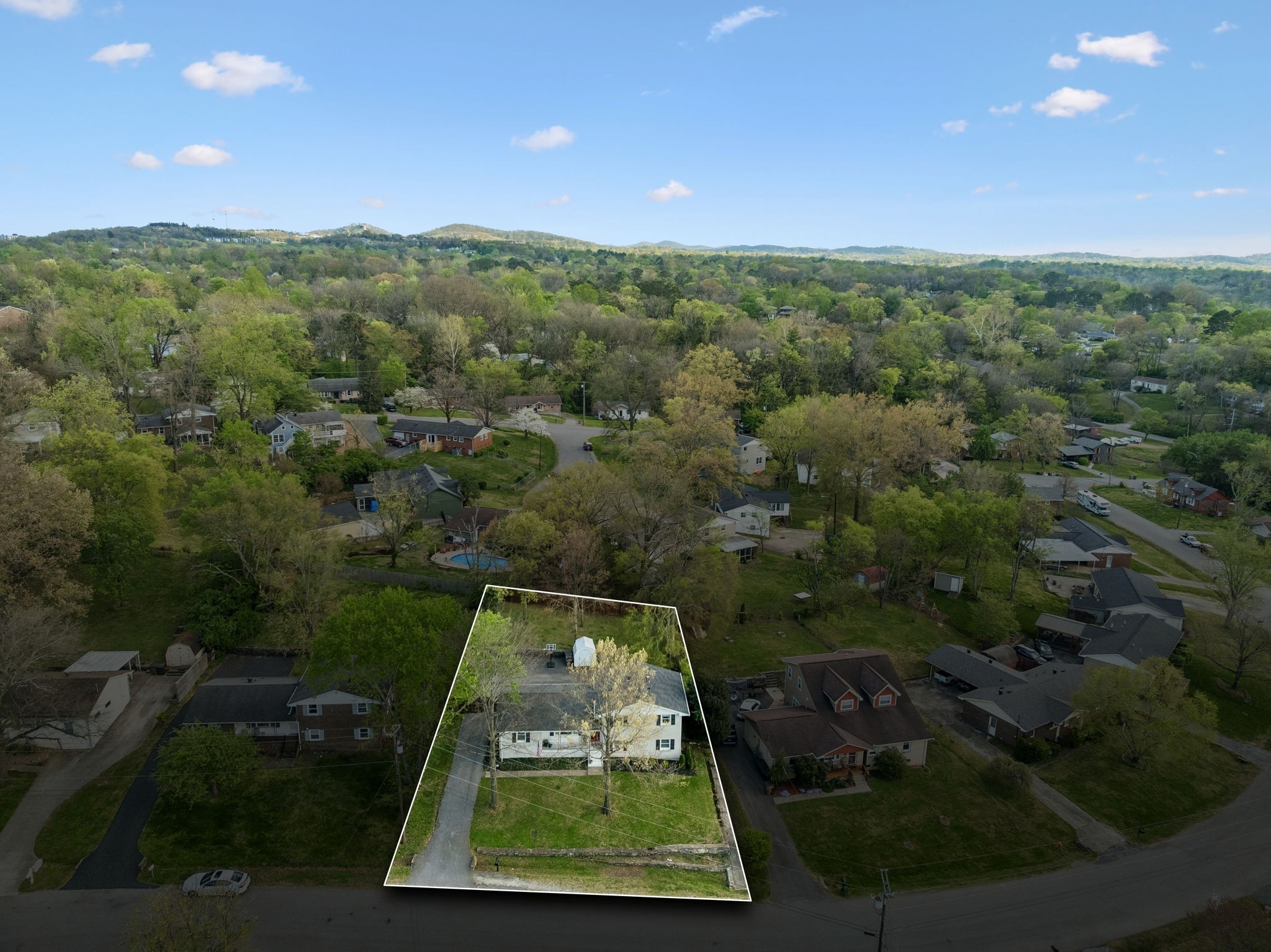 517 Adamwood Dr