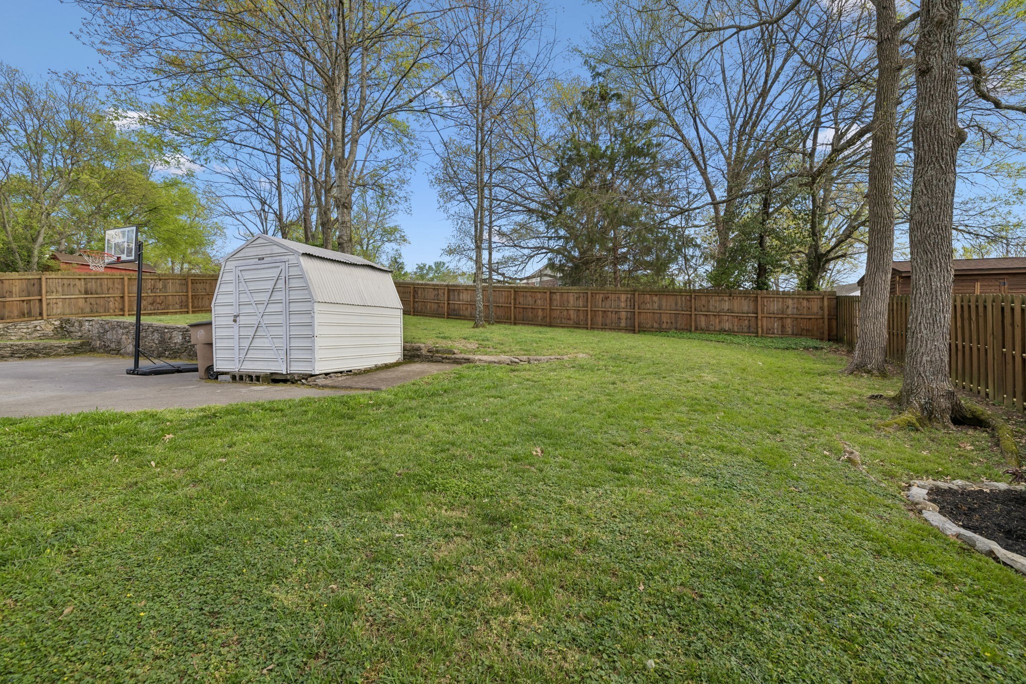 517 Adamwood Dr