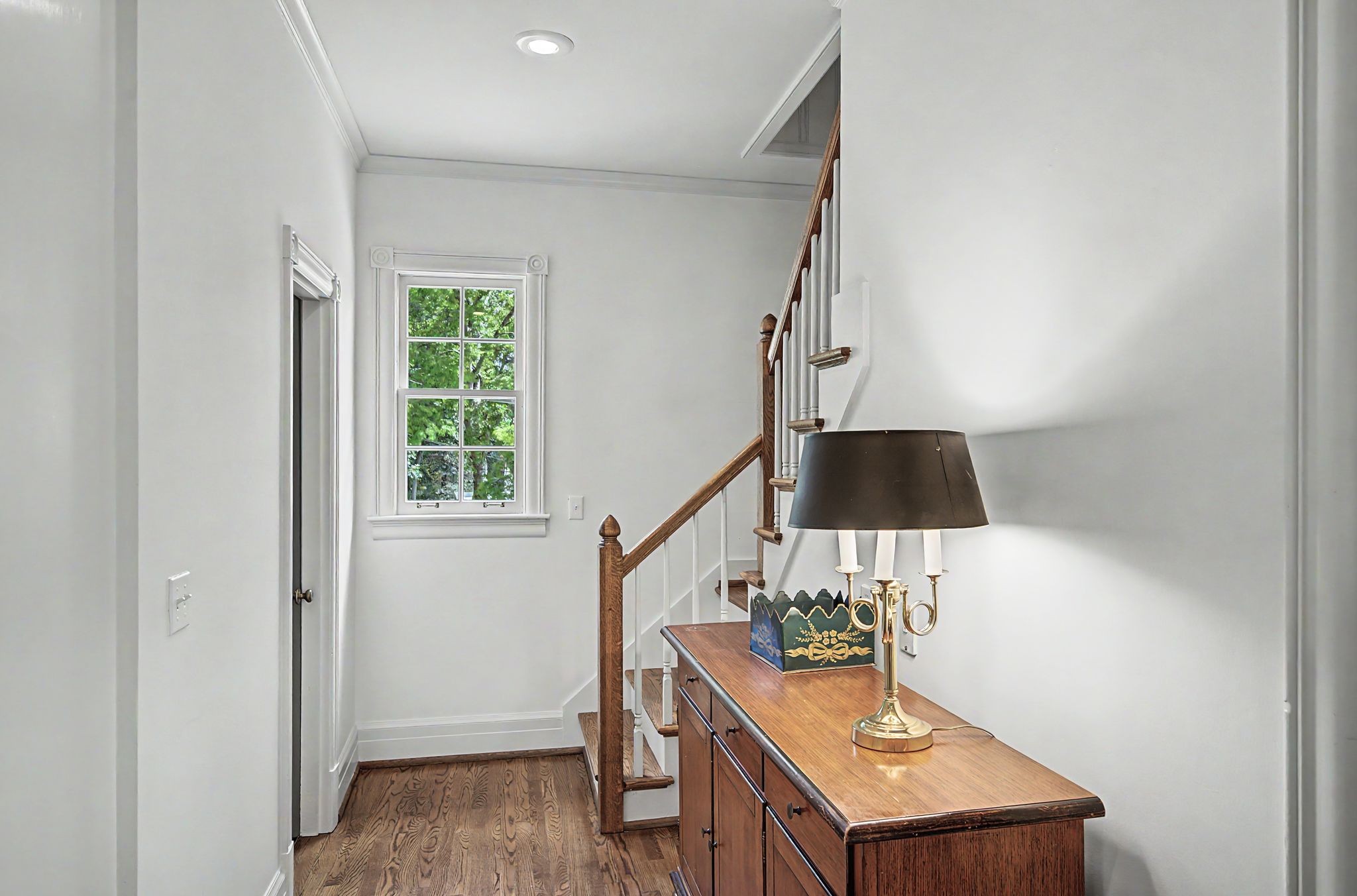 6111 Hickory Valley Rd