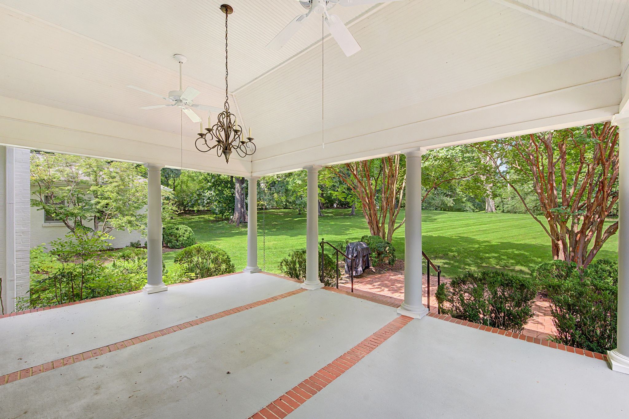 6111 Hickory Valley Rd
