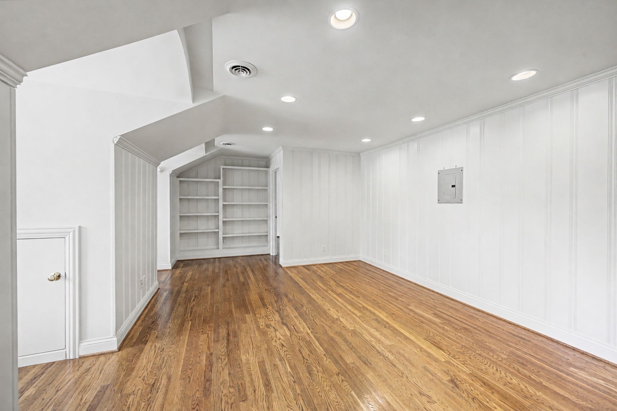 6111 Hickory Valley Rd