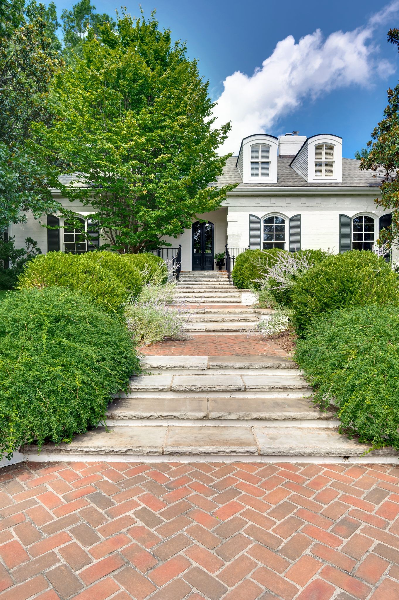 6111 Hickory Valley Rd