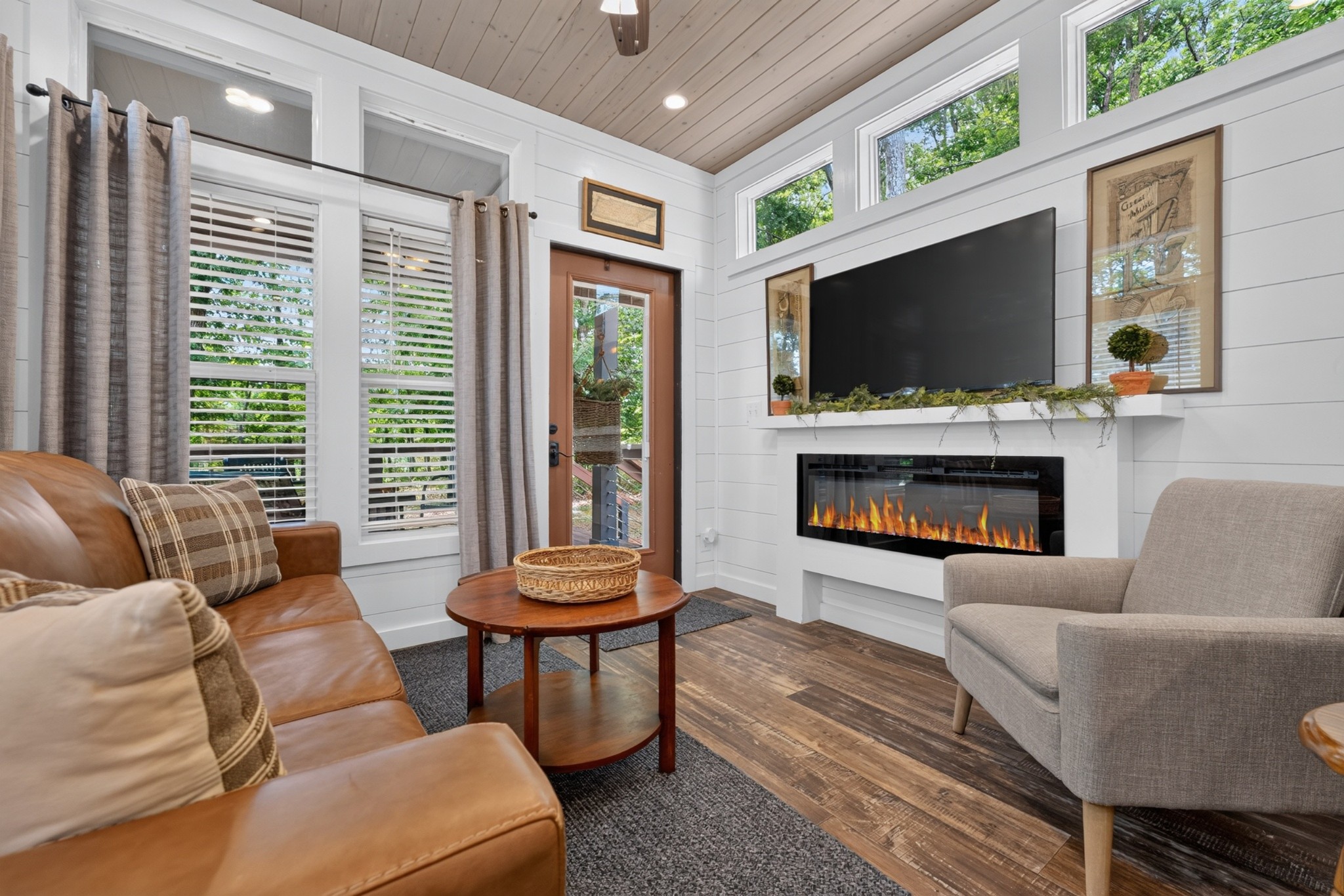 25 White Oak Trail