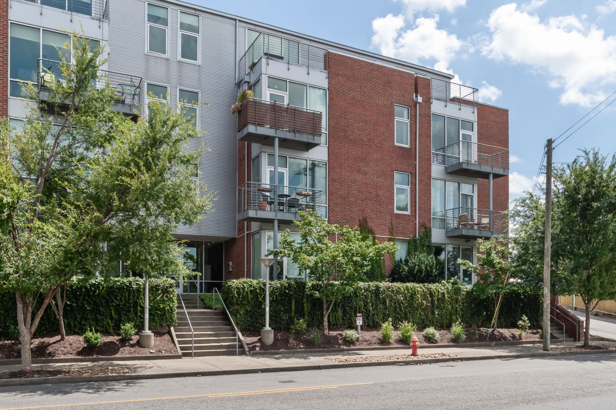 926 Woodland St Unit: 101