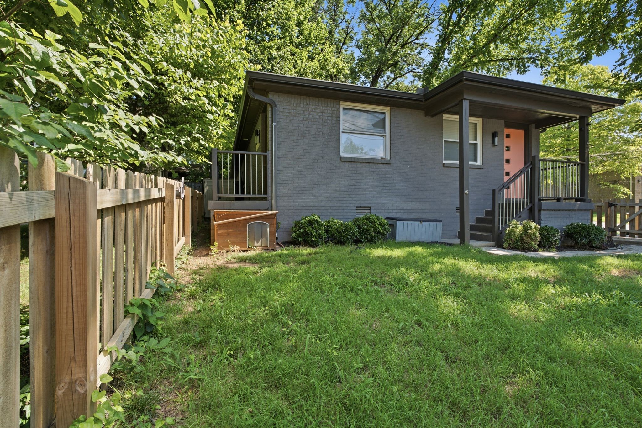 1147 Cahal Ave