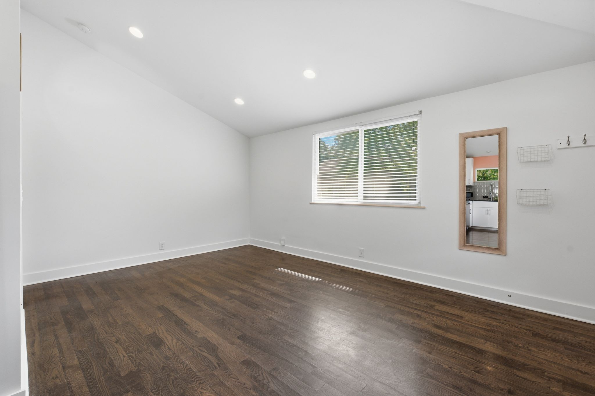 1147 Cahal Ave