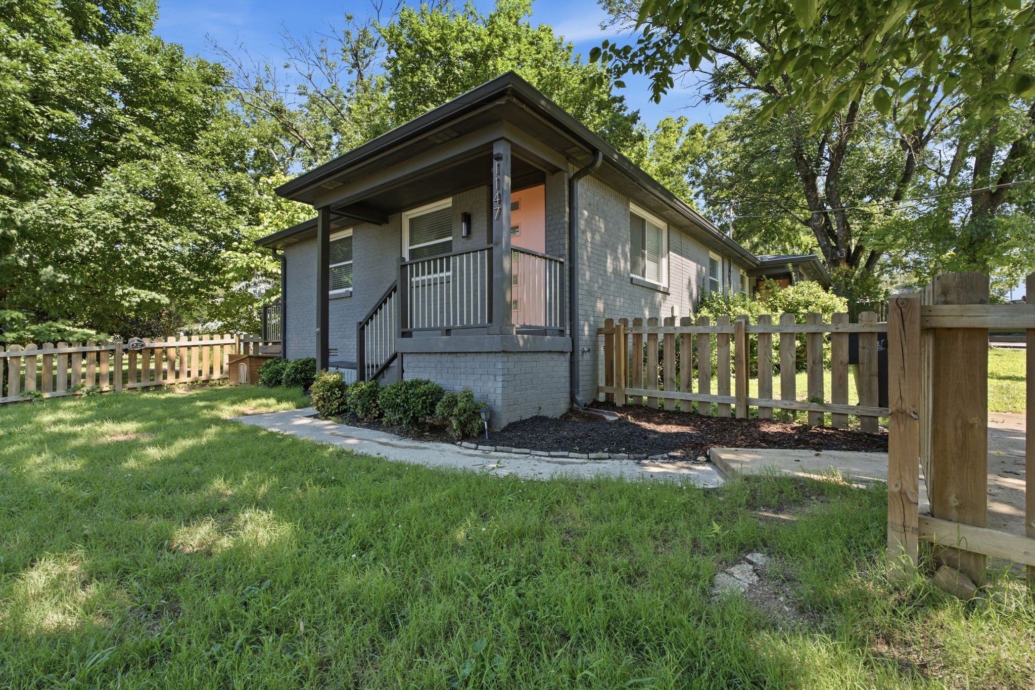 1147 Cahal Ave