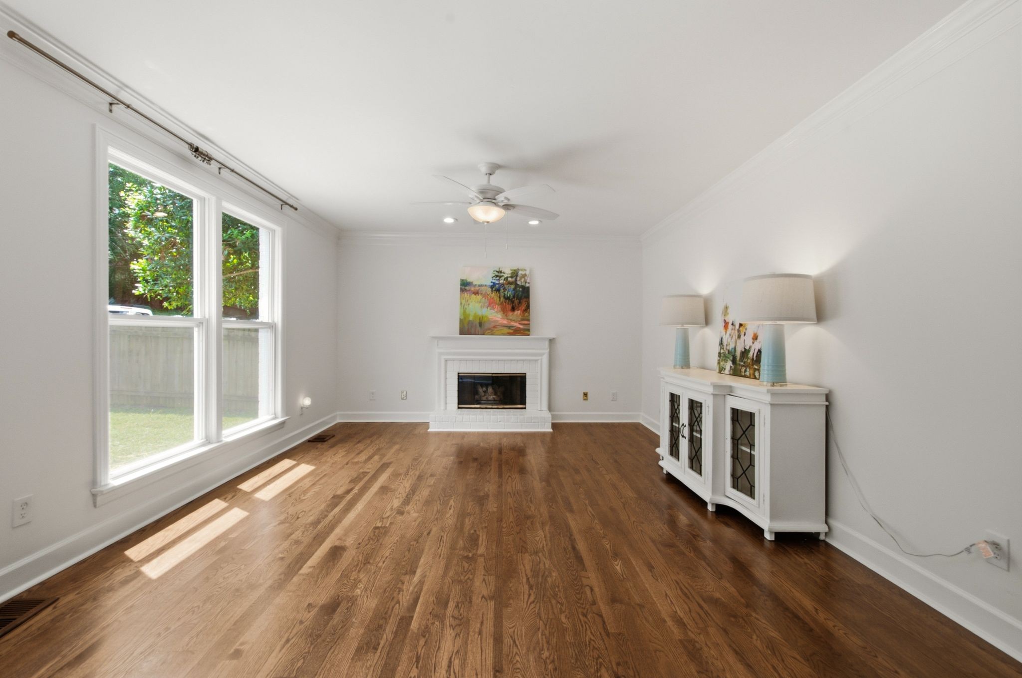 8005 Montcastle Dr