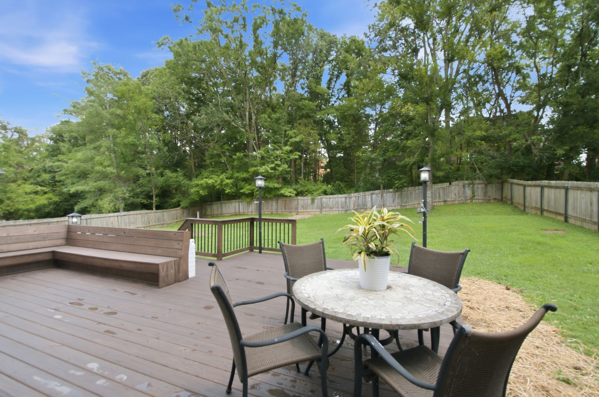 8005 Montcastle Dr