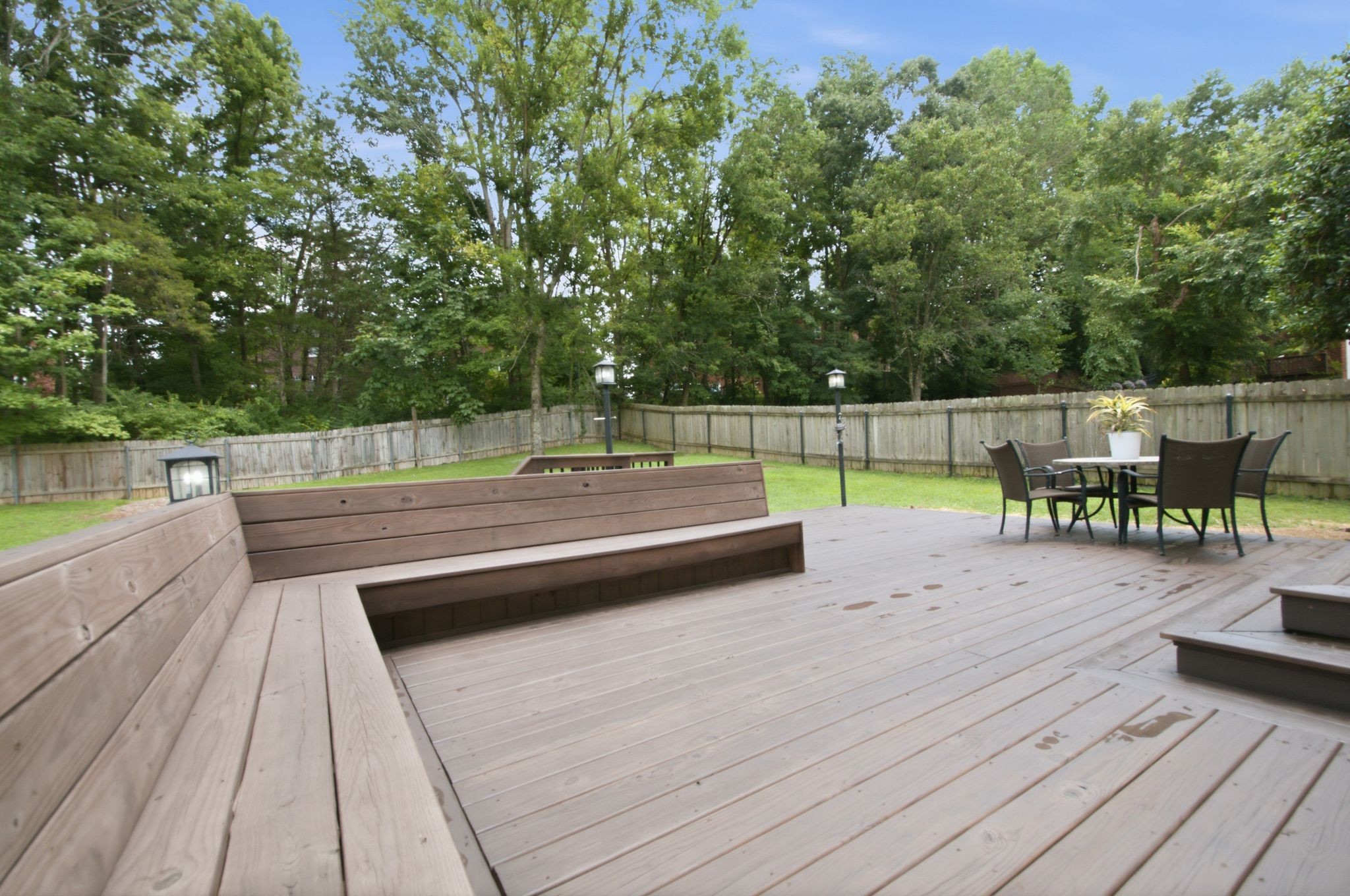 8005 Montcastle Dr