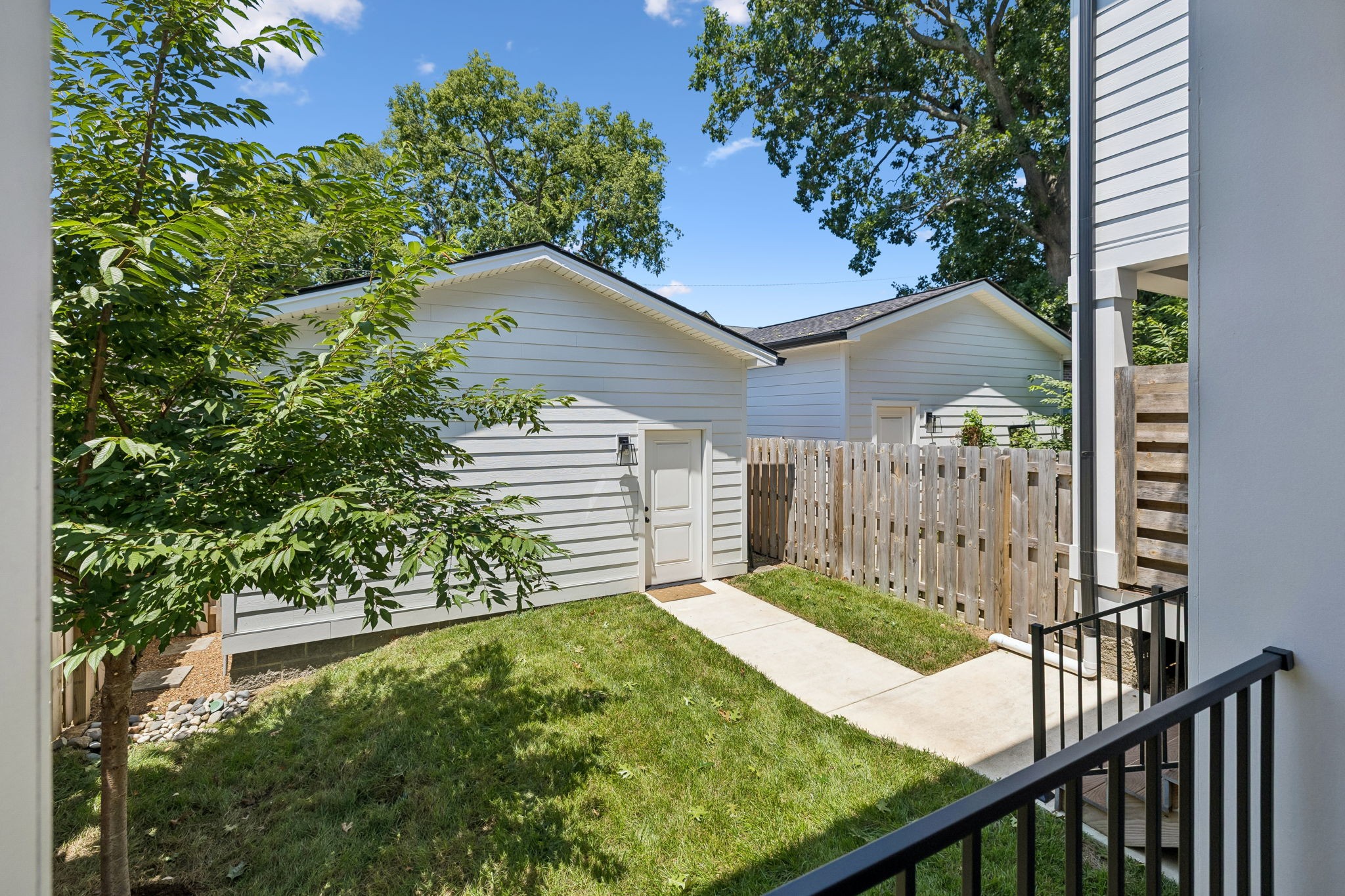 105A 37th Ave, N