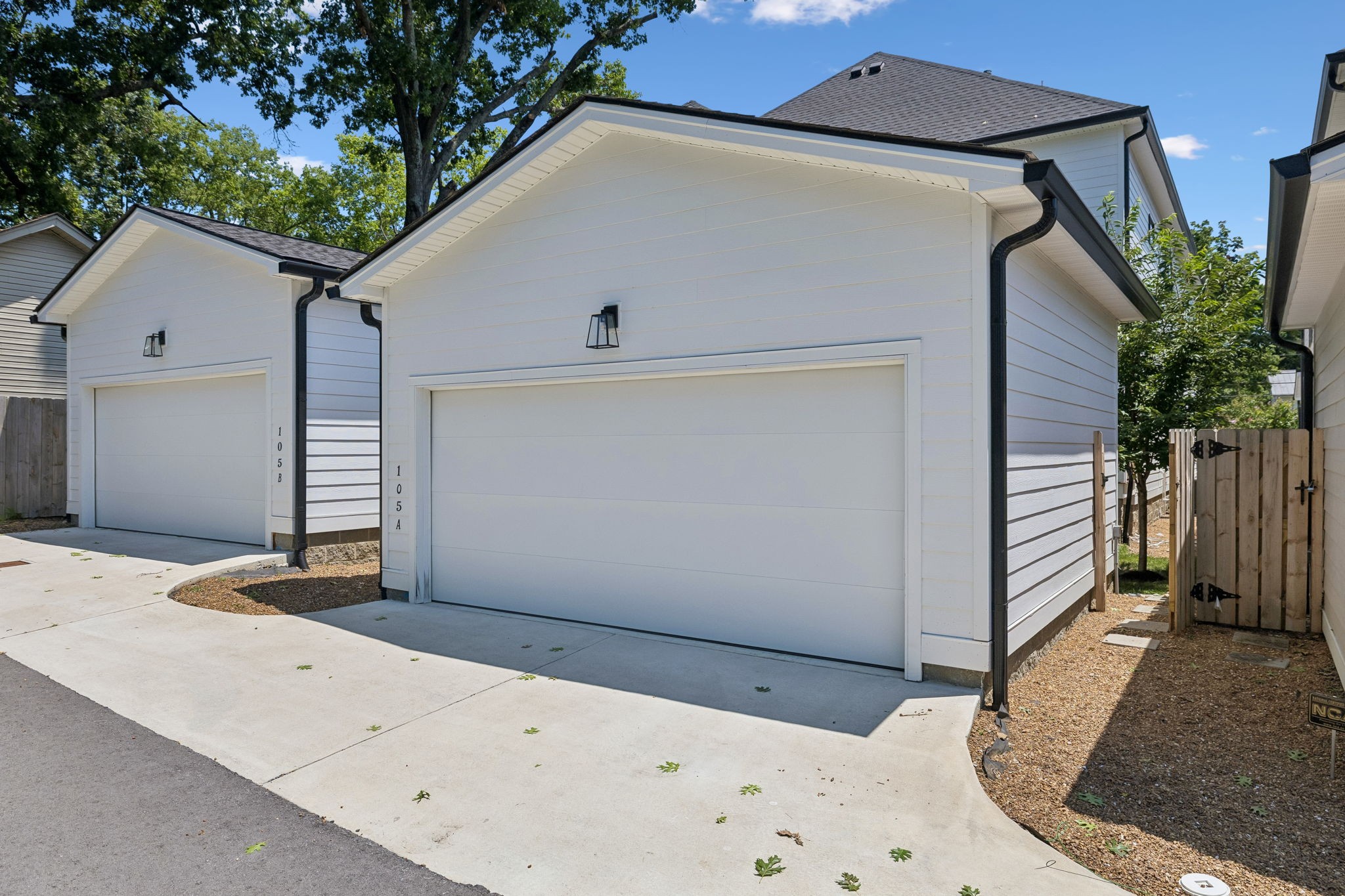 105A 37th Ave, N