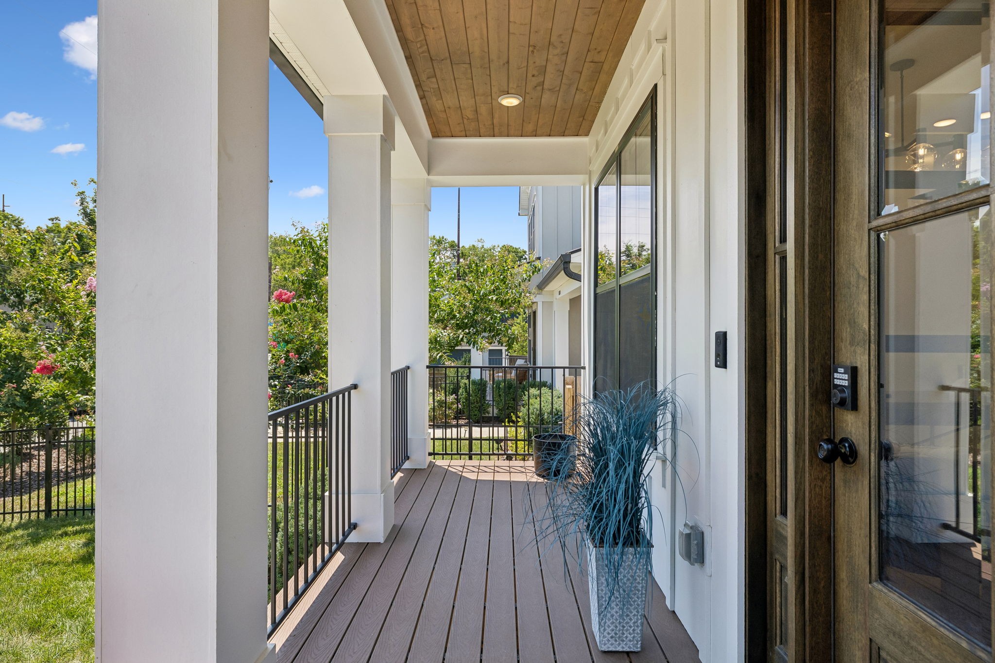 105A 37th Ave, N