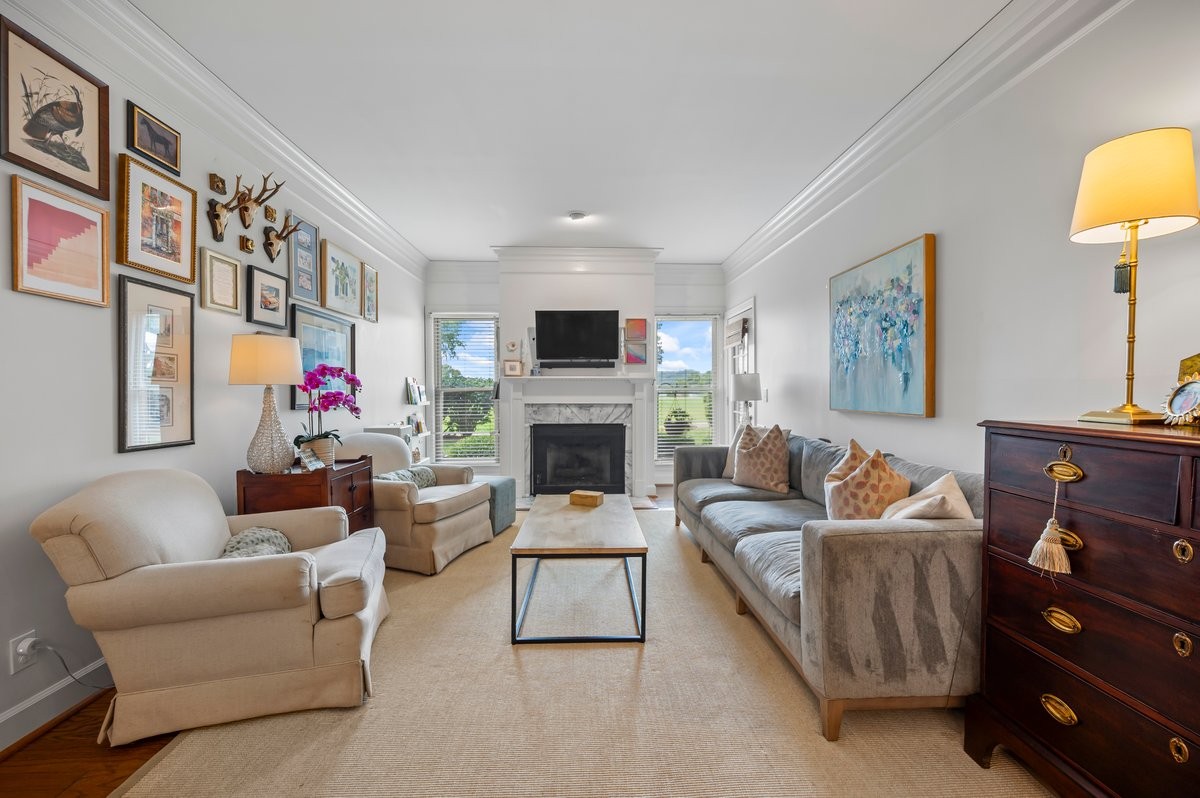 202 Sloan Rd