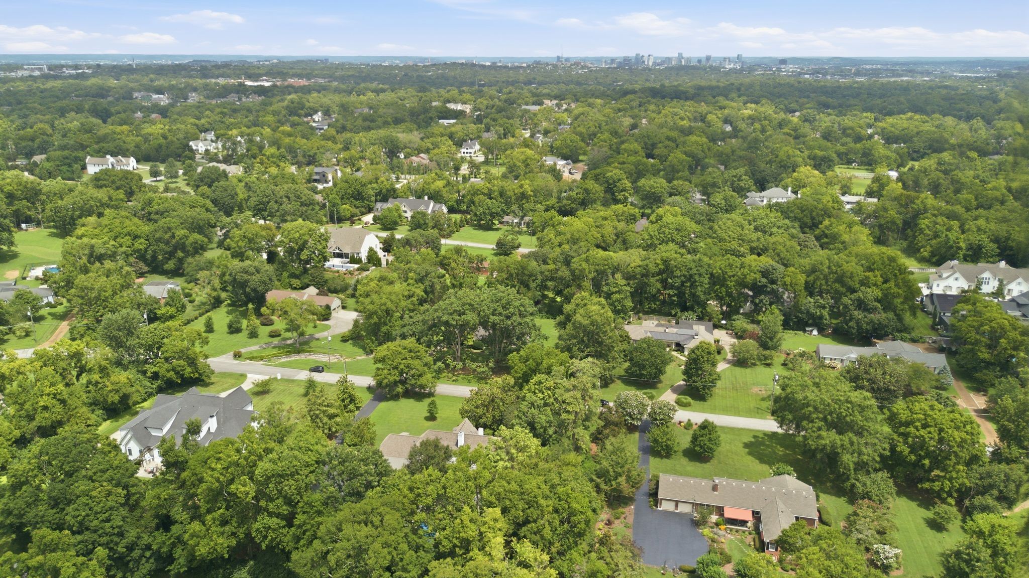 933 Van Leer Dr