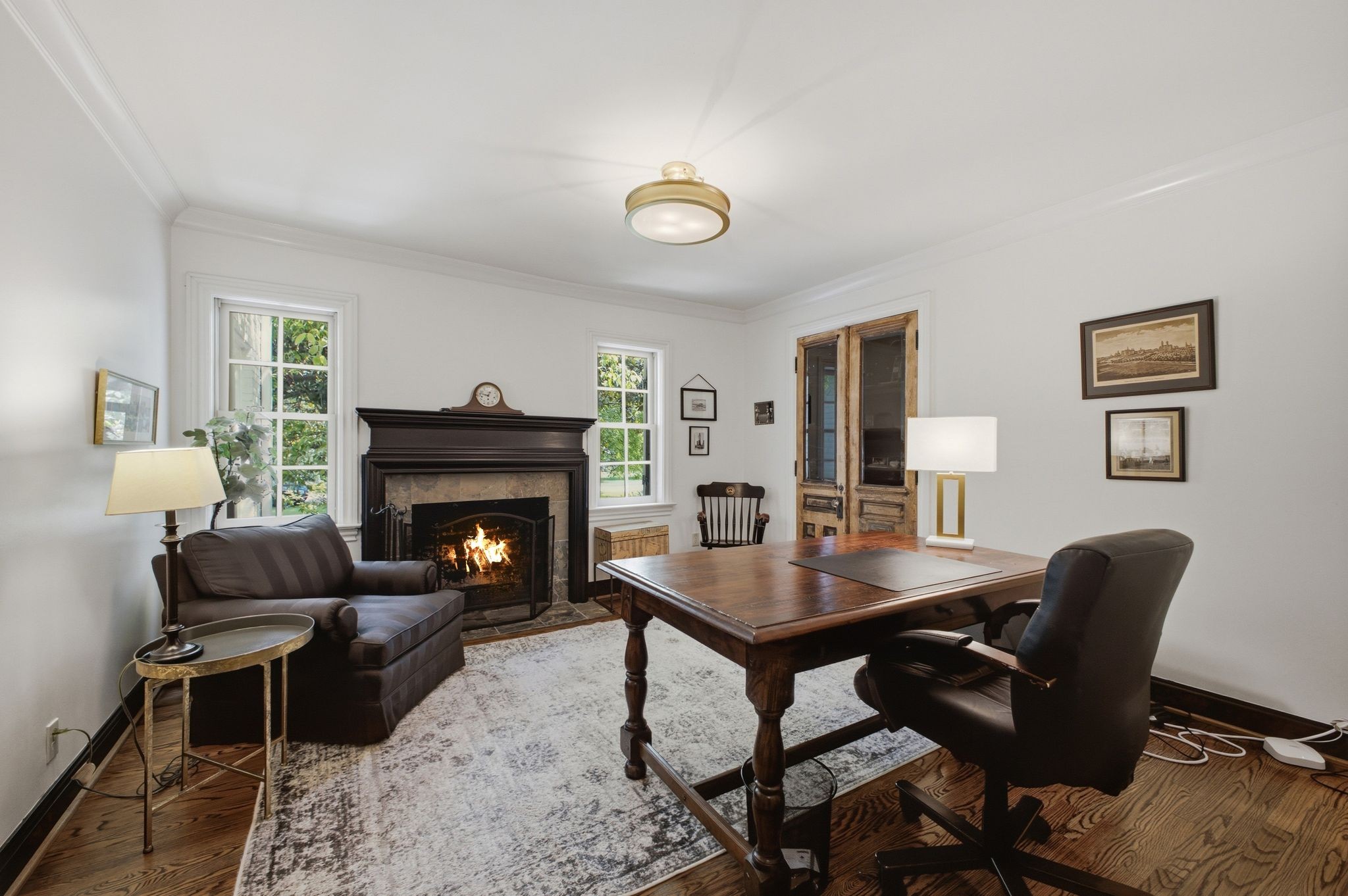 933 Van Leer Dr