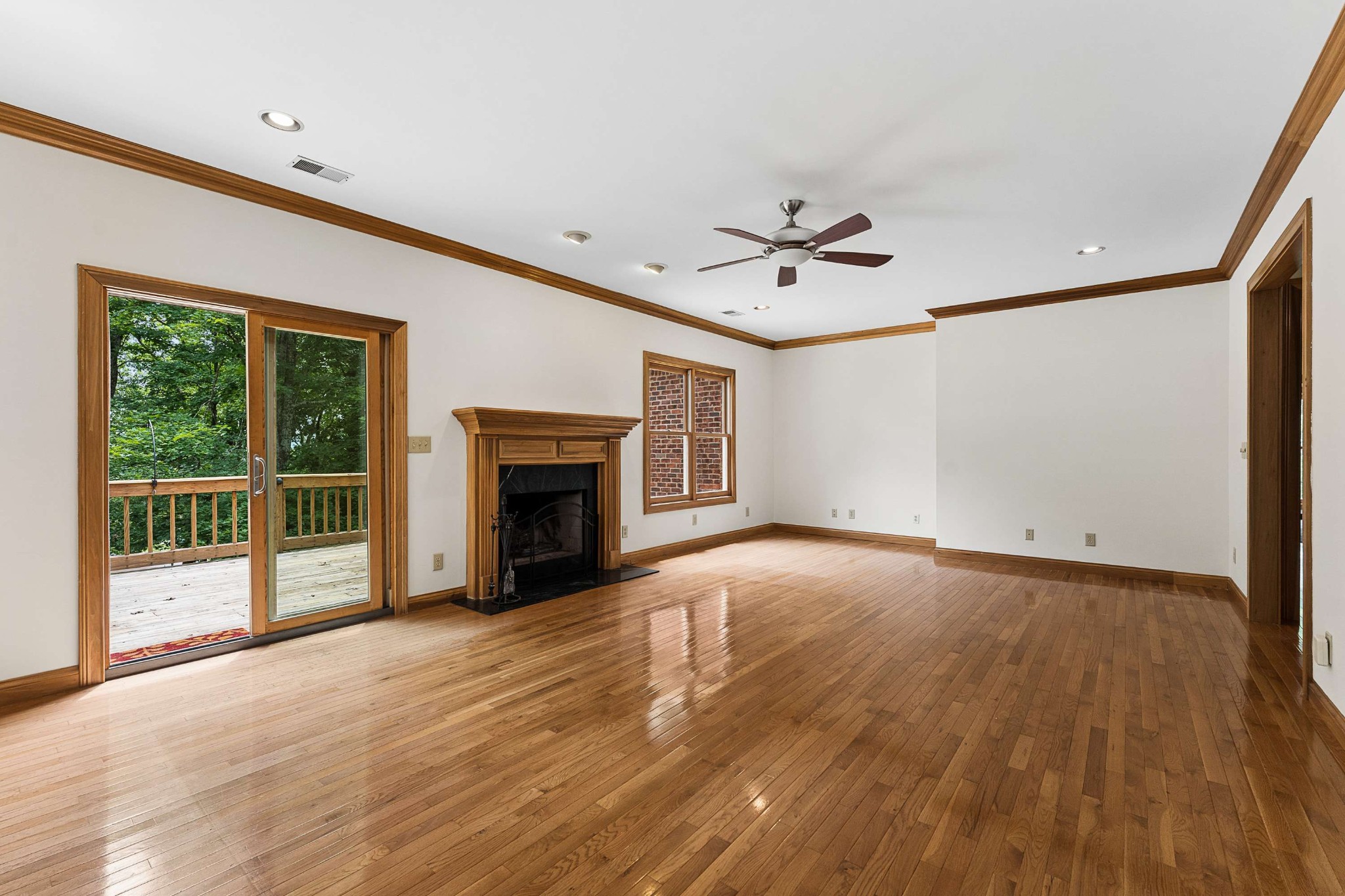 1133 Oak Creek Dr