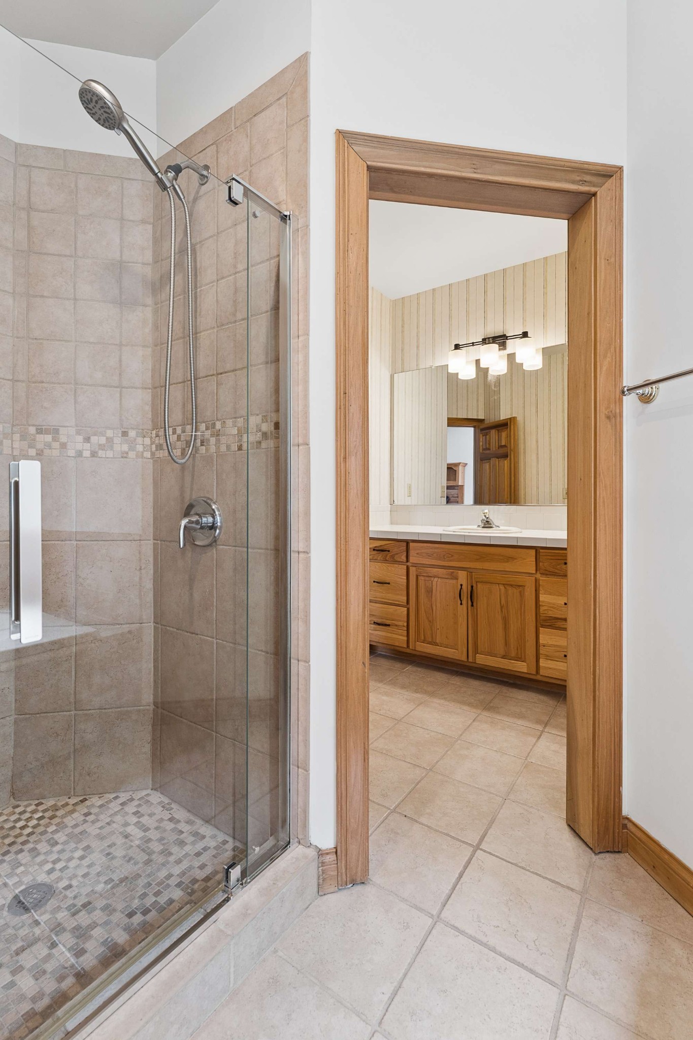 1133 Oak Creek Dr