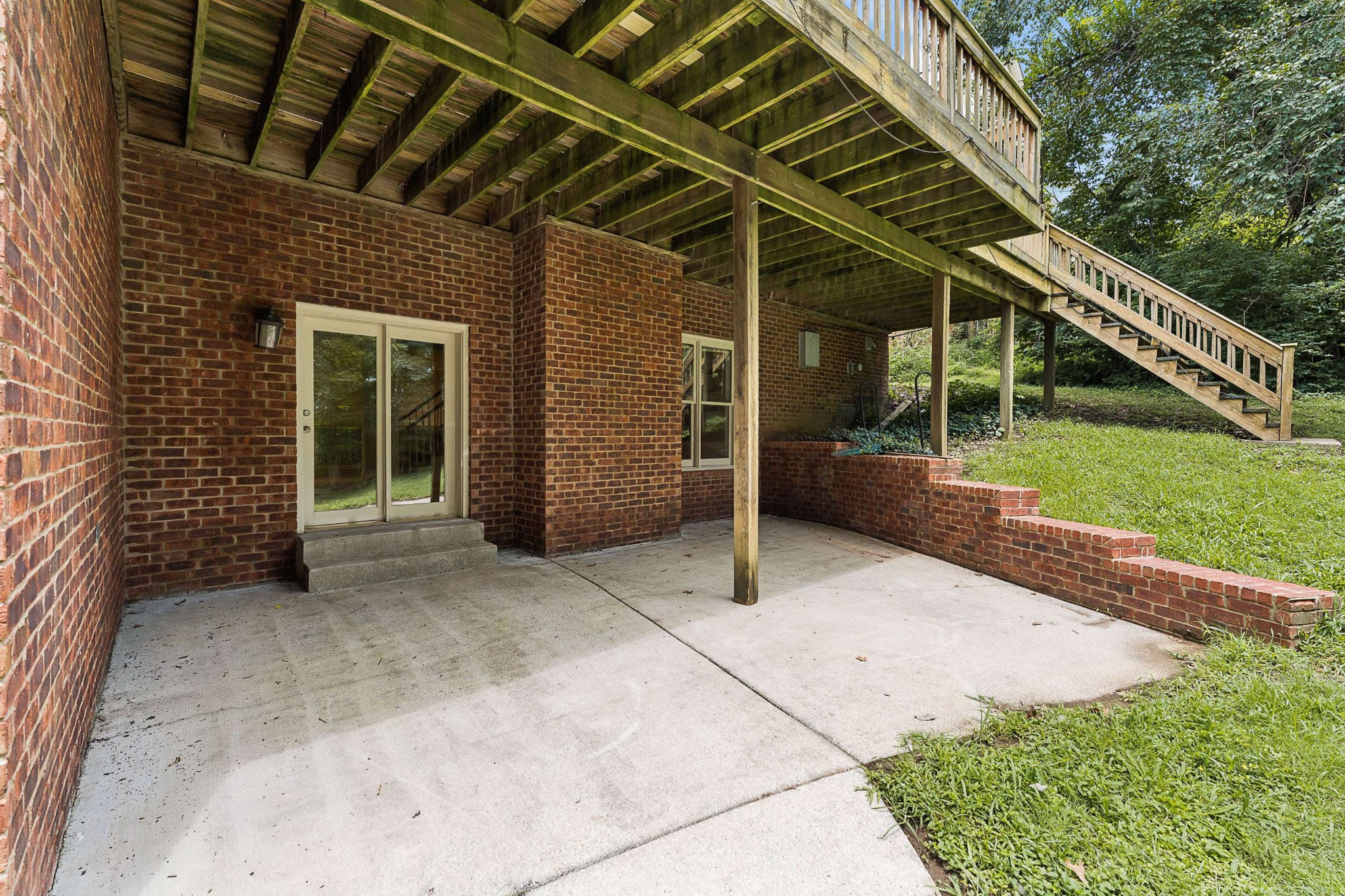 1133 Oak Creek Dr