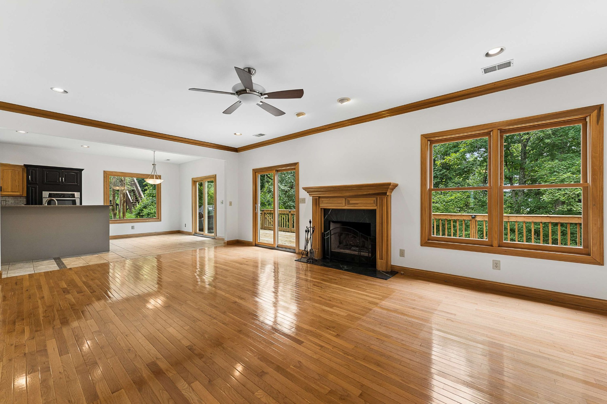 1133 Oak Creek Dr
