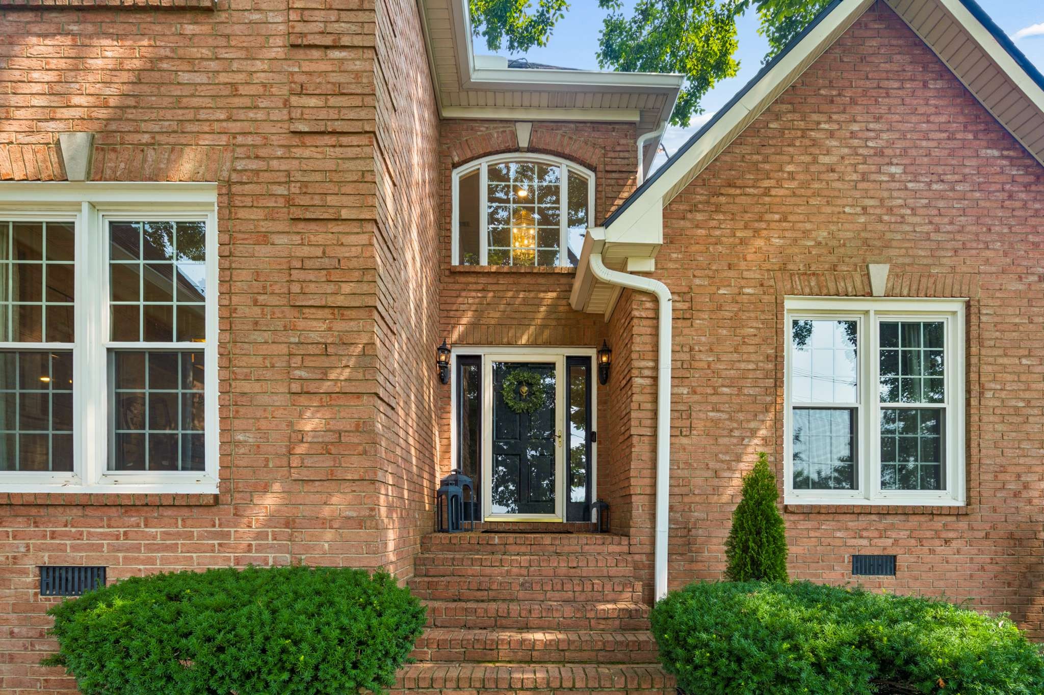112 Spy Glass Way