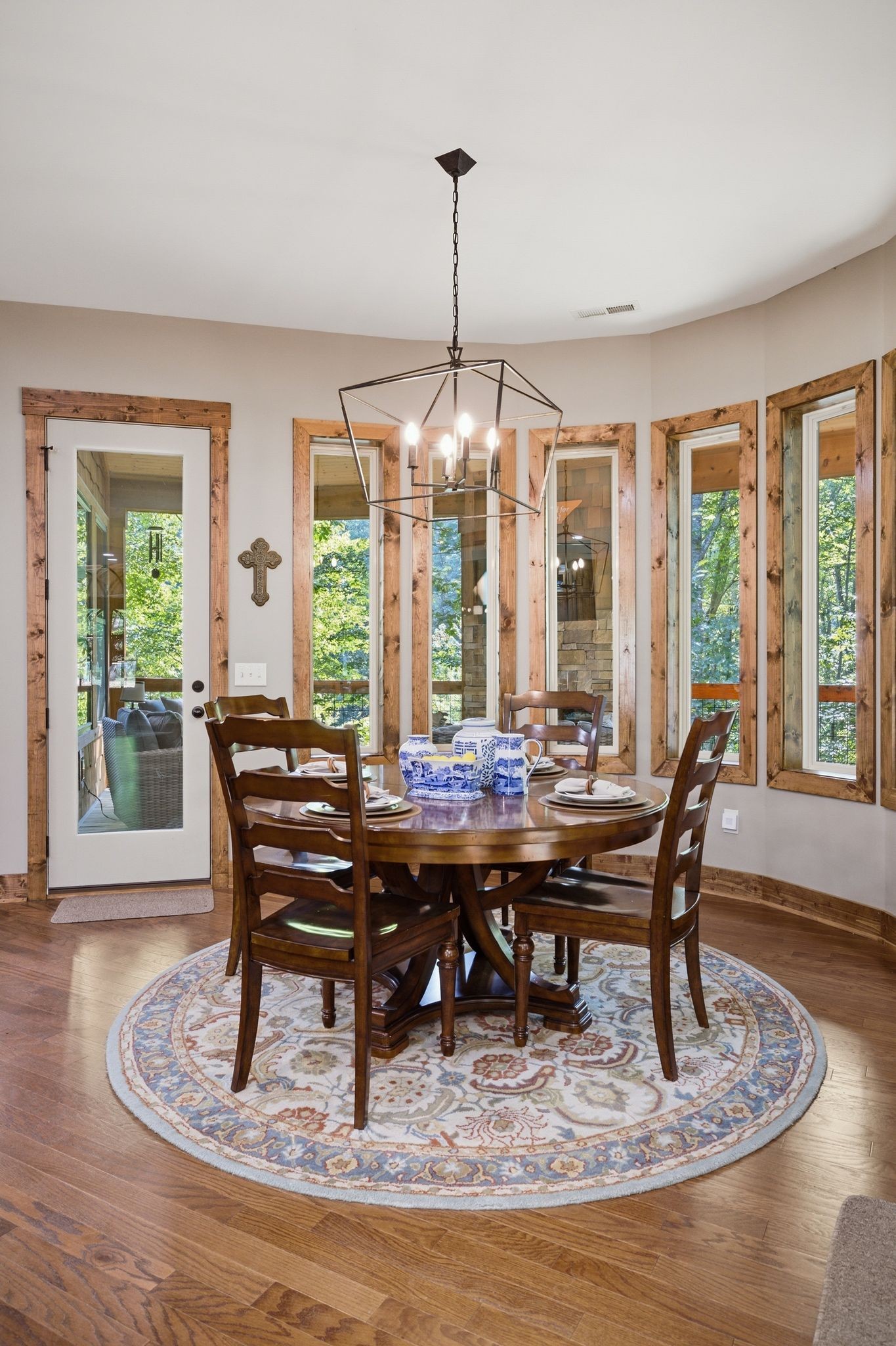 40 Trussell Creek Trl