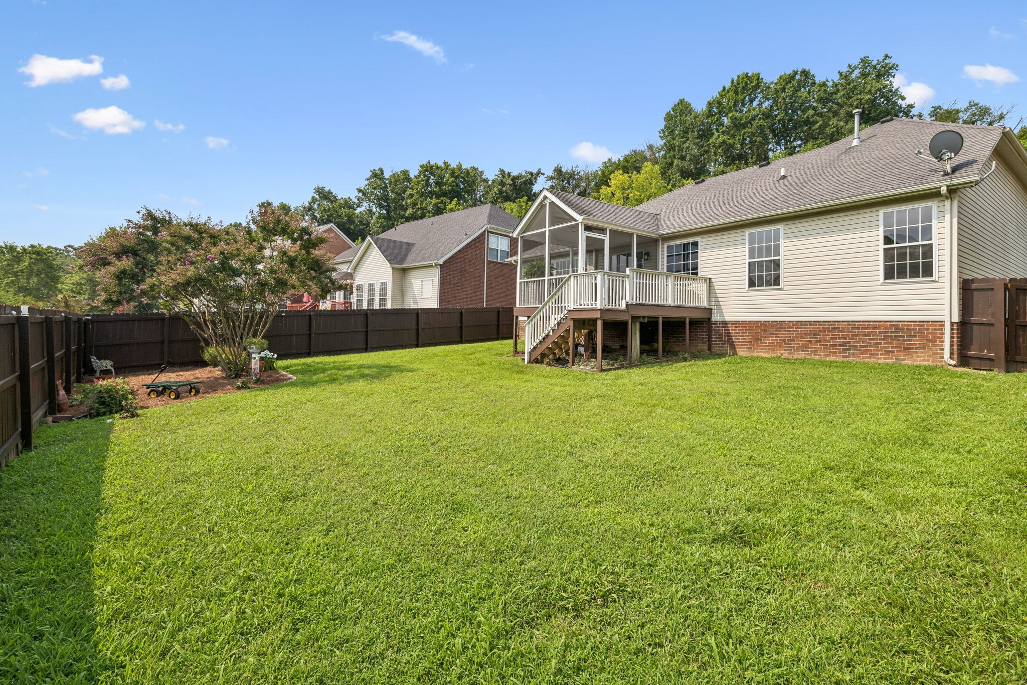 8468 Beautiful Valley Dr
