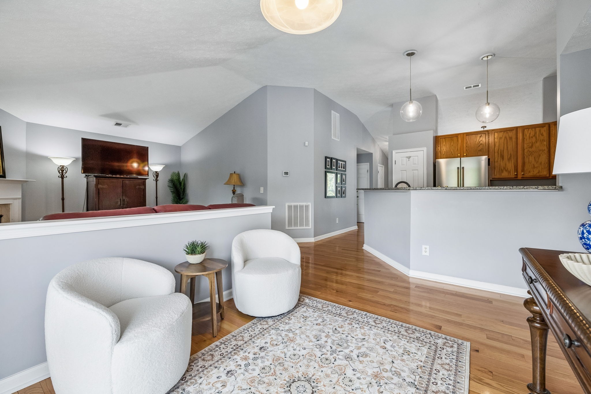 8468 Beautiful Valley Dr