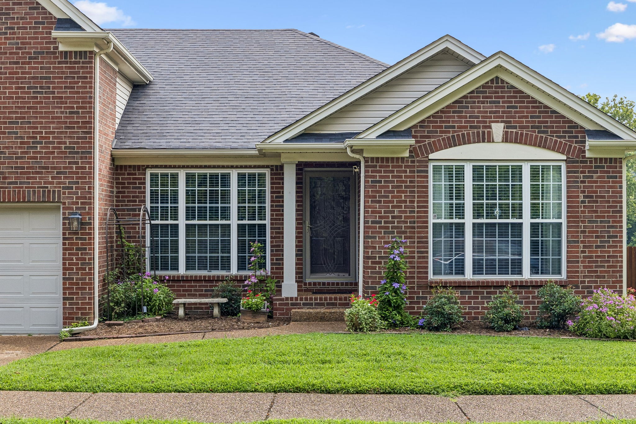 8468 Beautiful Valley Dr