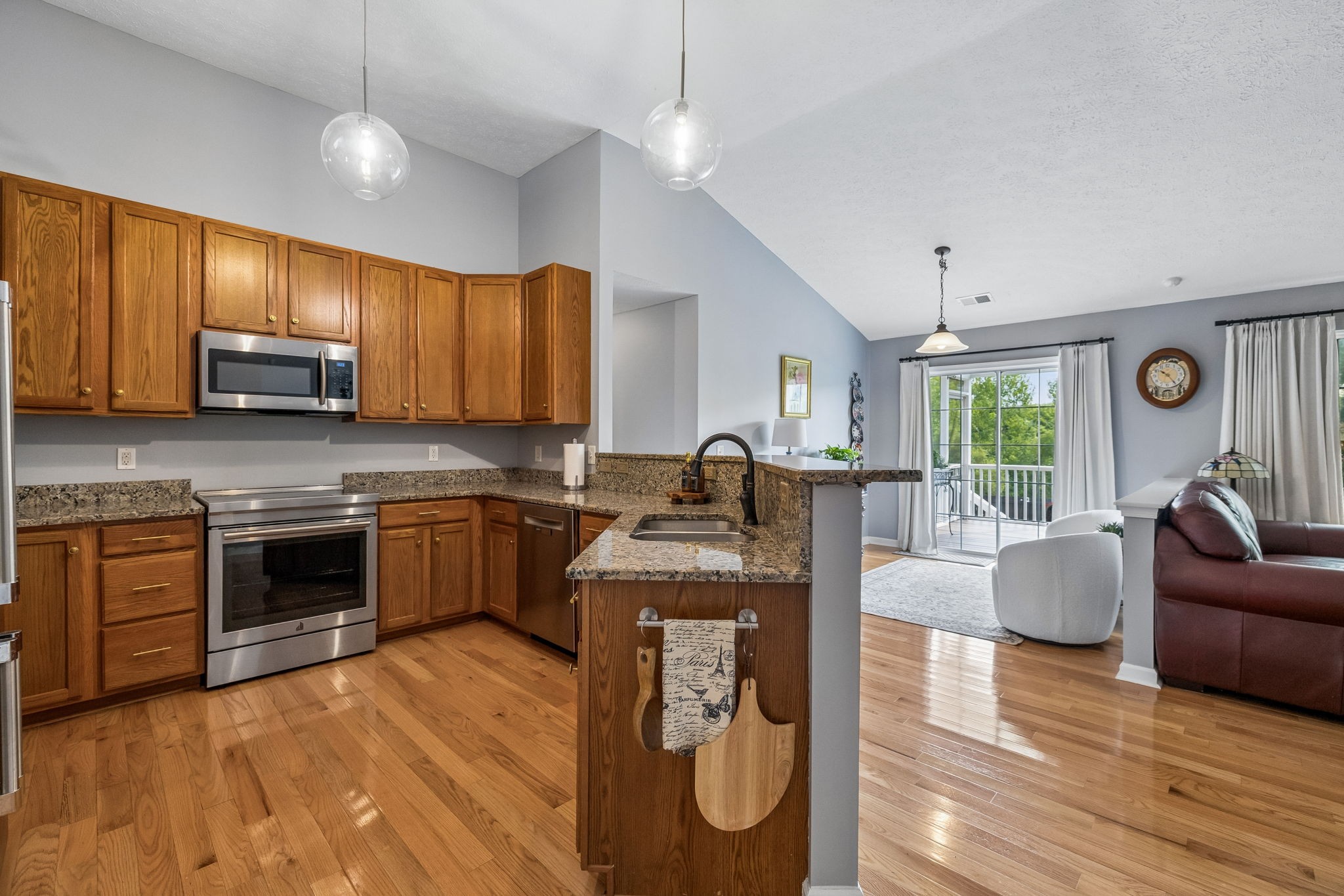 8468 Beautiful Valley Dr